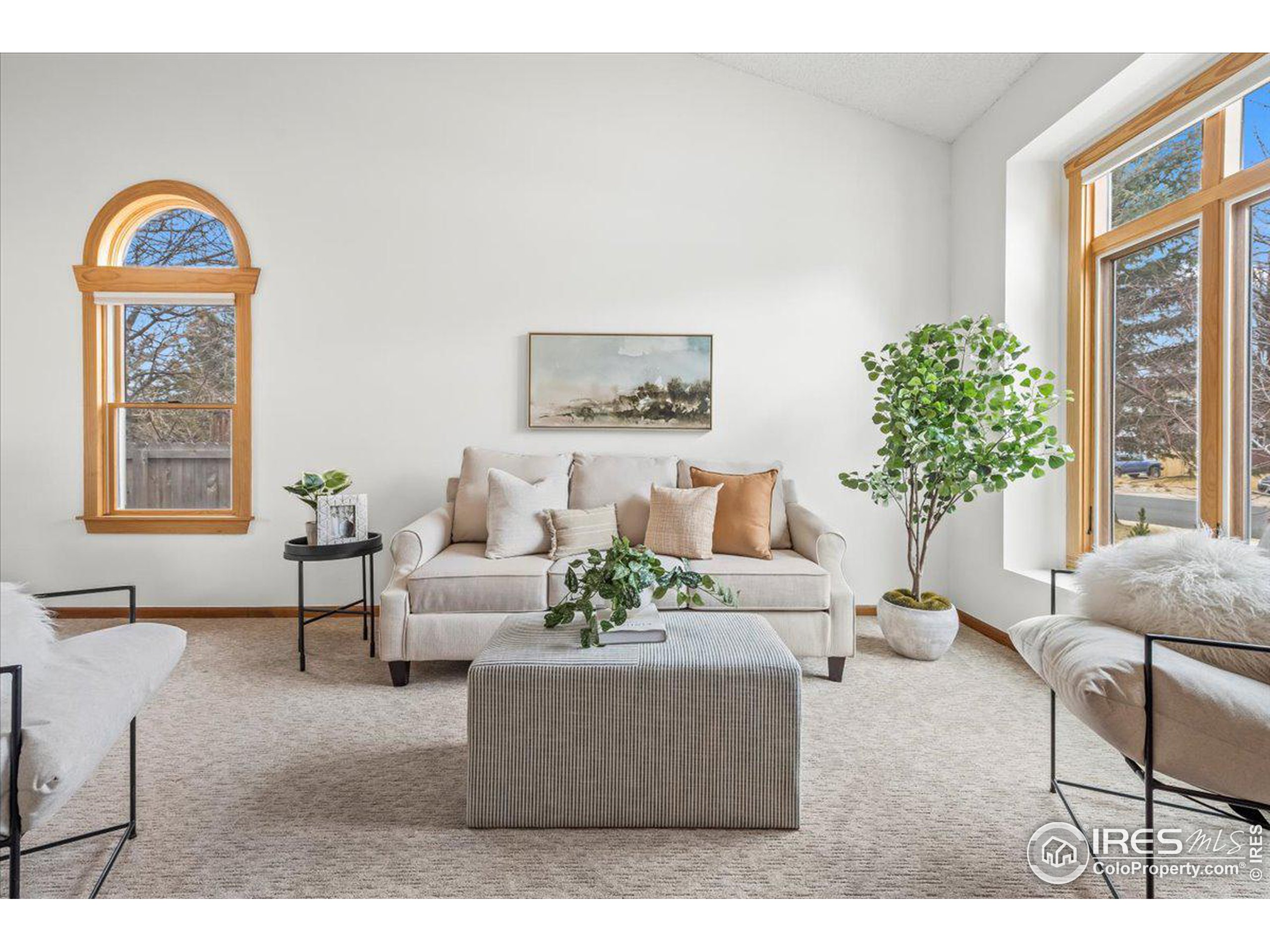 4218 Saddle Notch Dr