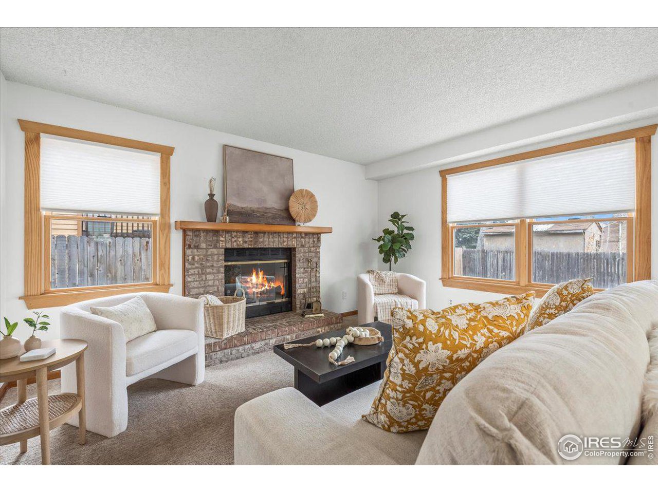 4218 Saddle Notch Dr