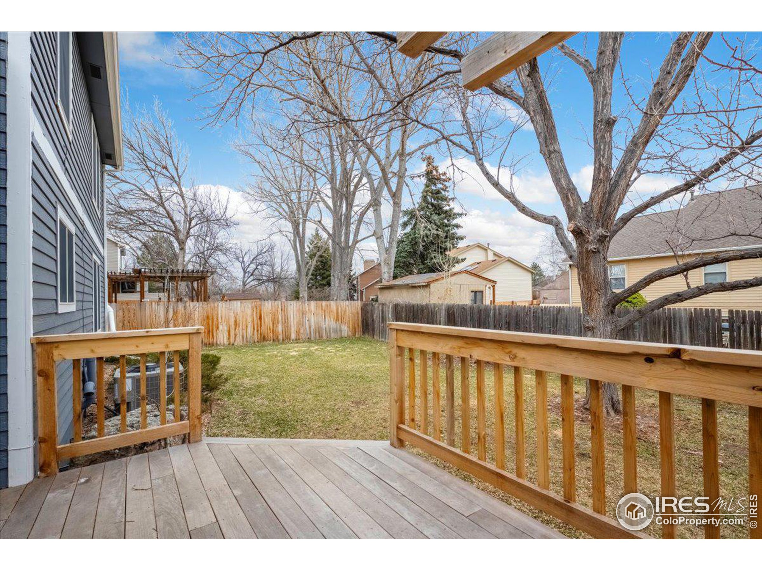 4218 Saddle Notch Dr