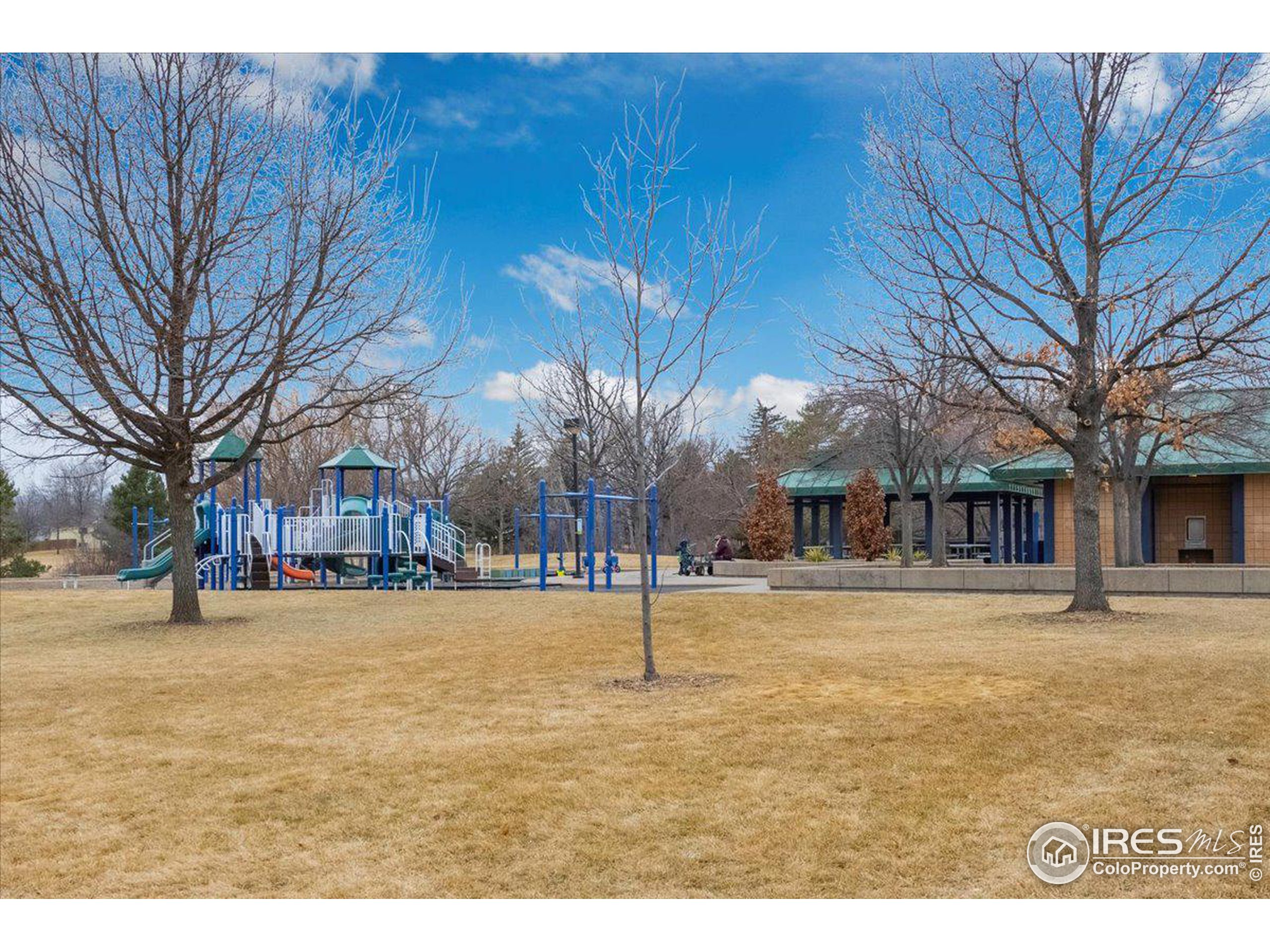 4218 Saddle Notch Dr