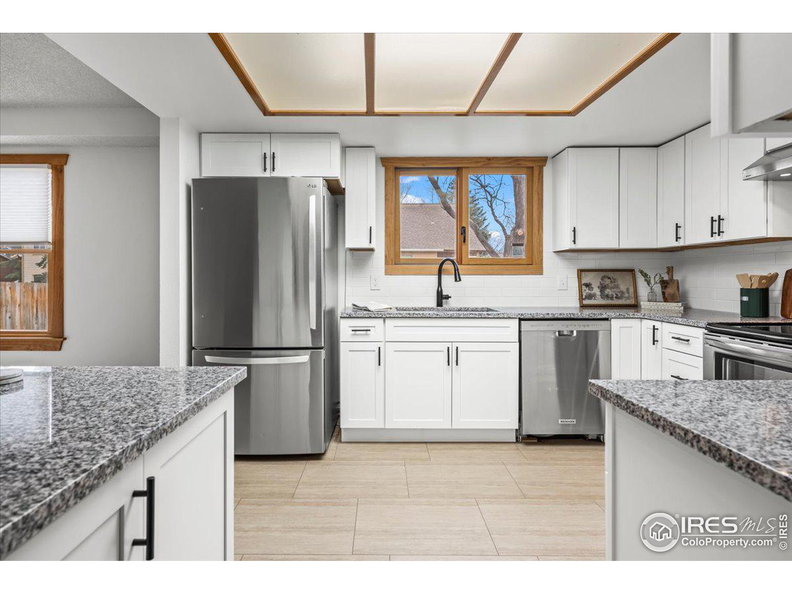 4218 Saddle Notch Dr