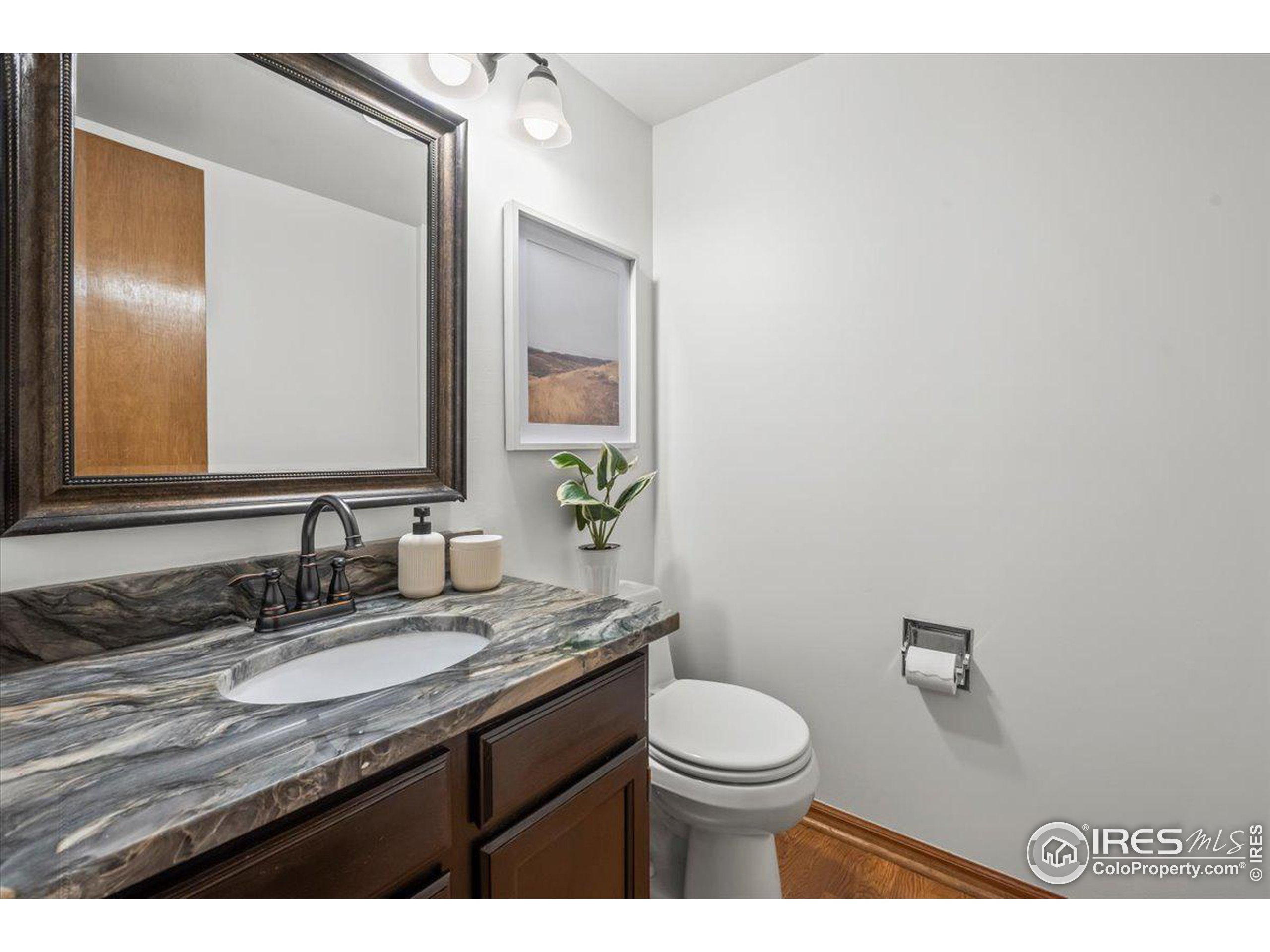 4218 Saddle Notch Dr