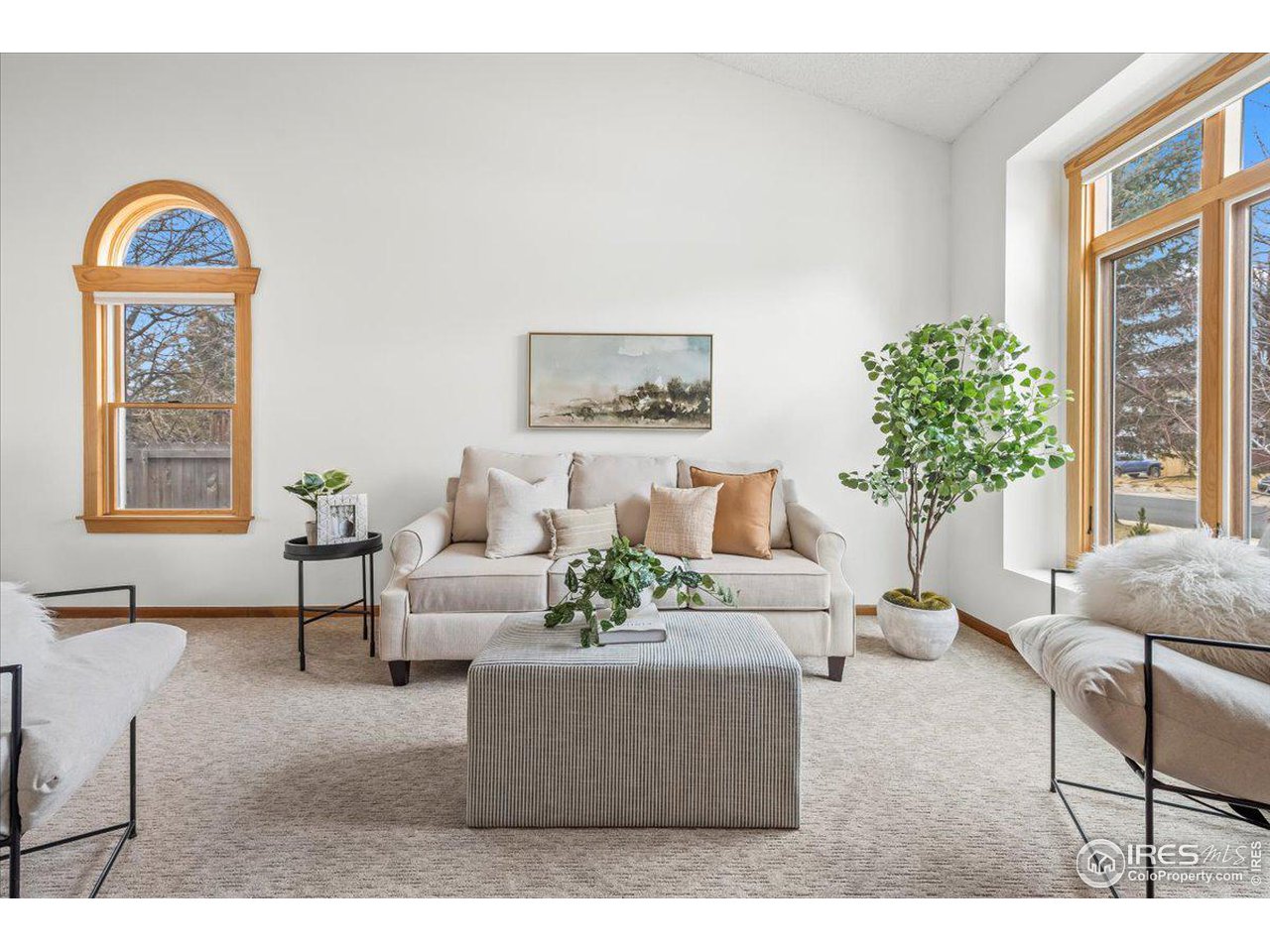 4218 Saddle Notch Dr