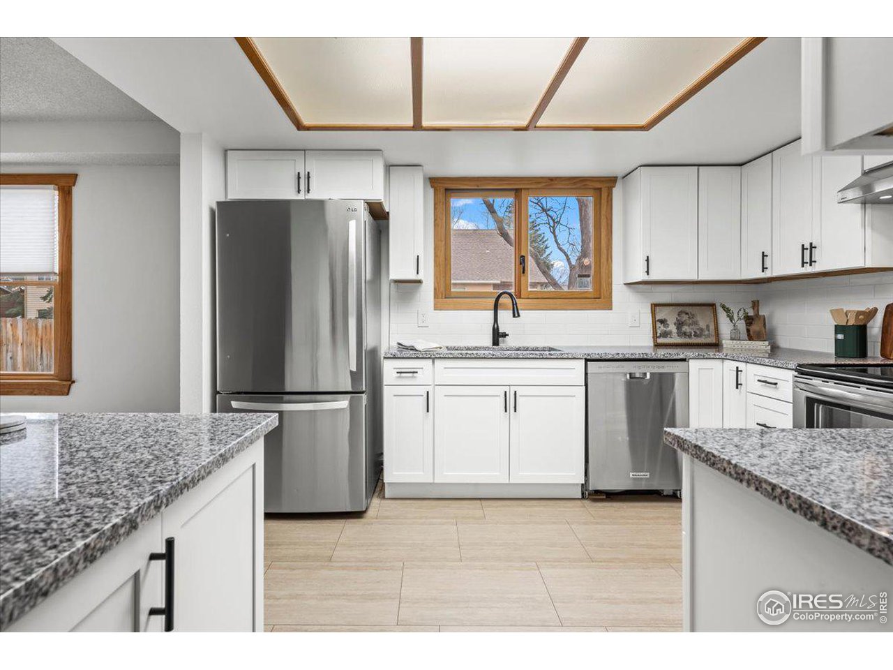 4218 Saddle Notch Dr