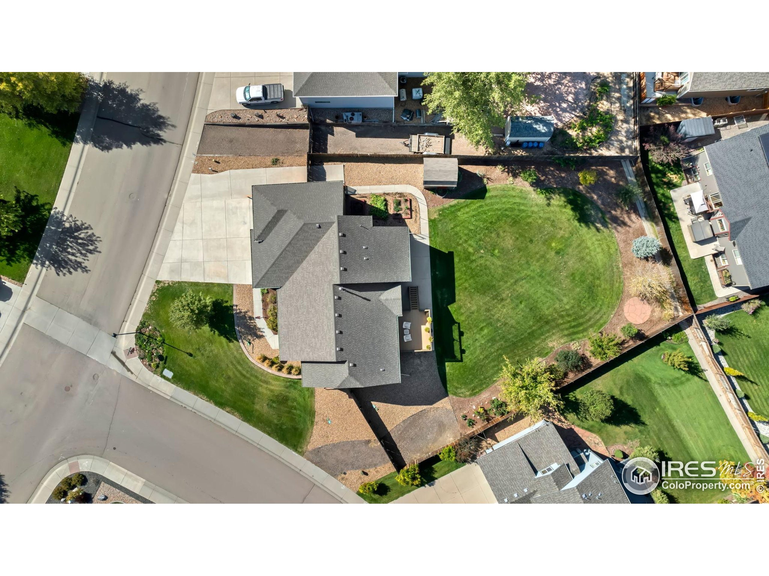 3251 Ballentine Blvd