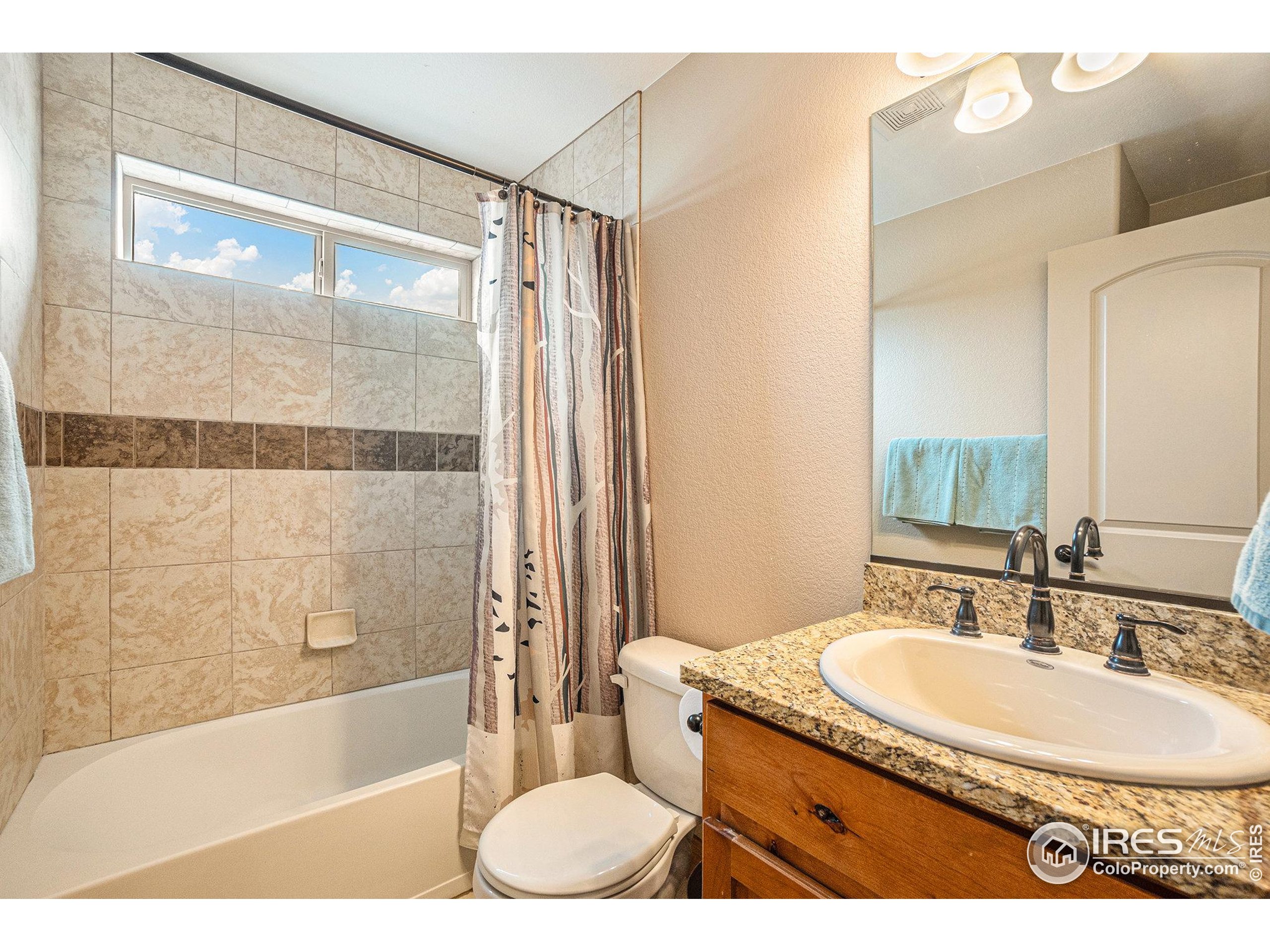 3251 Ballentine Blvd