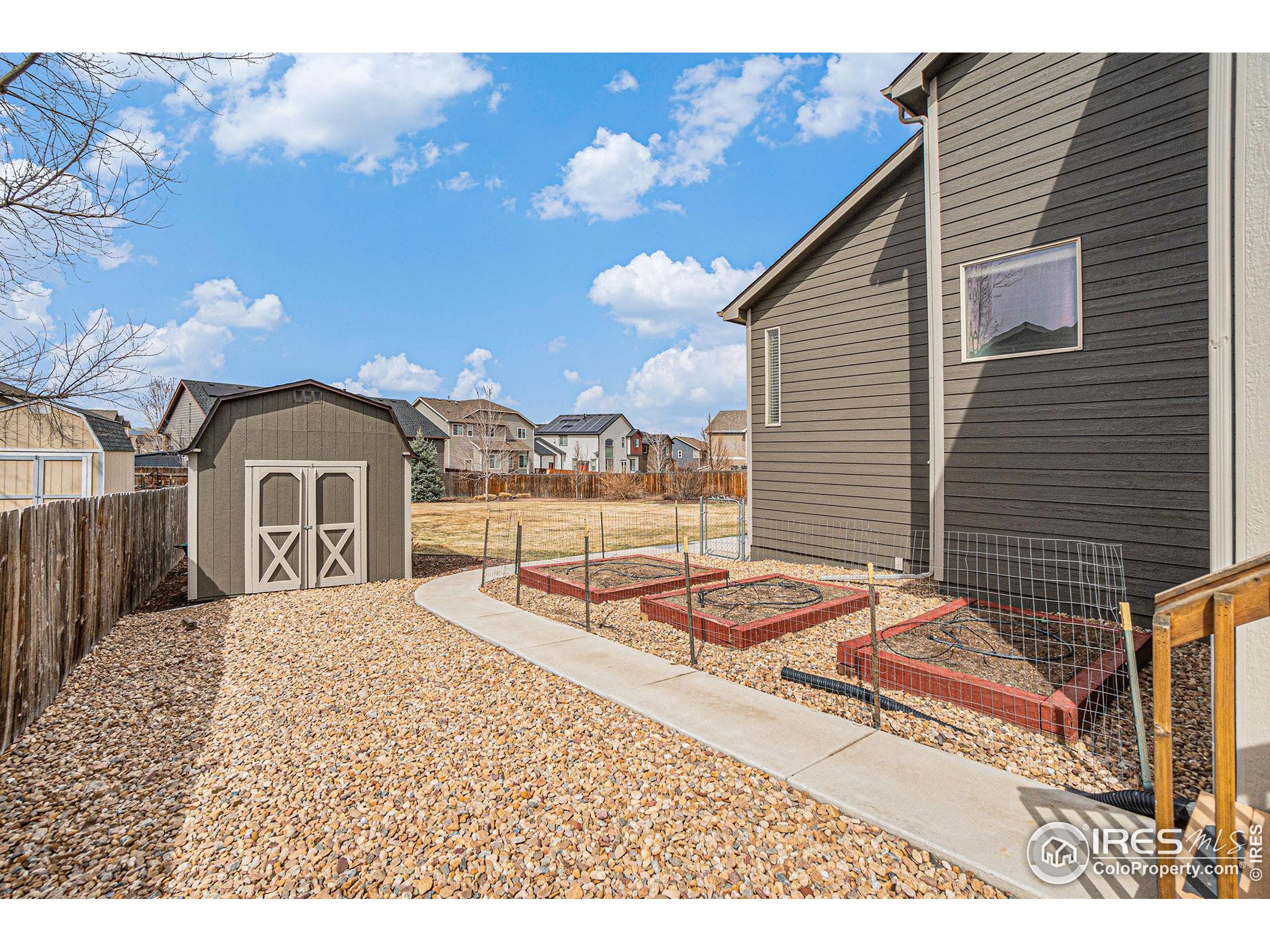 3251 Ballentine Blvd