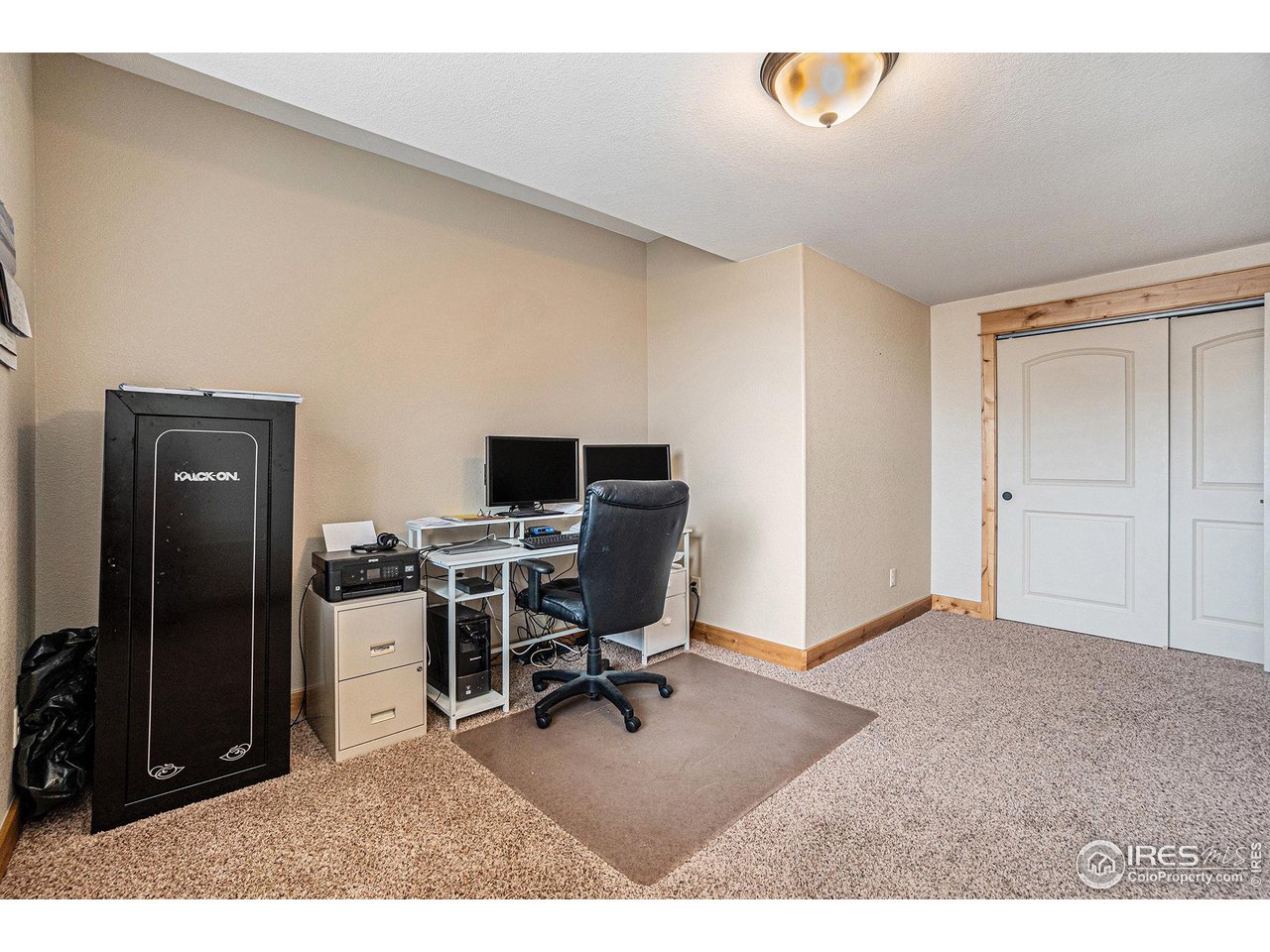 3251 Ballentine Blvd