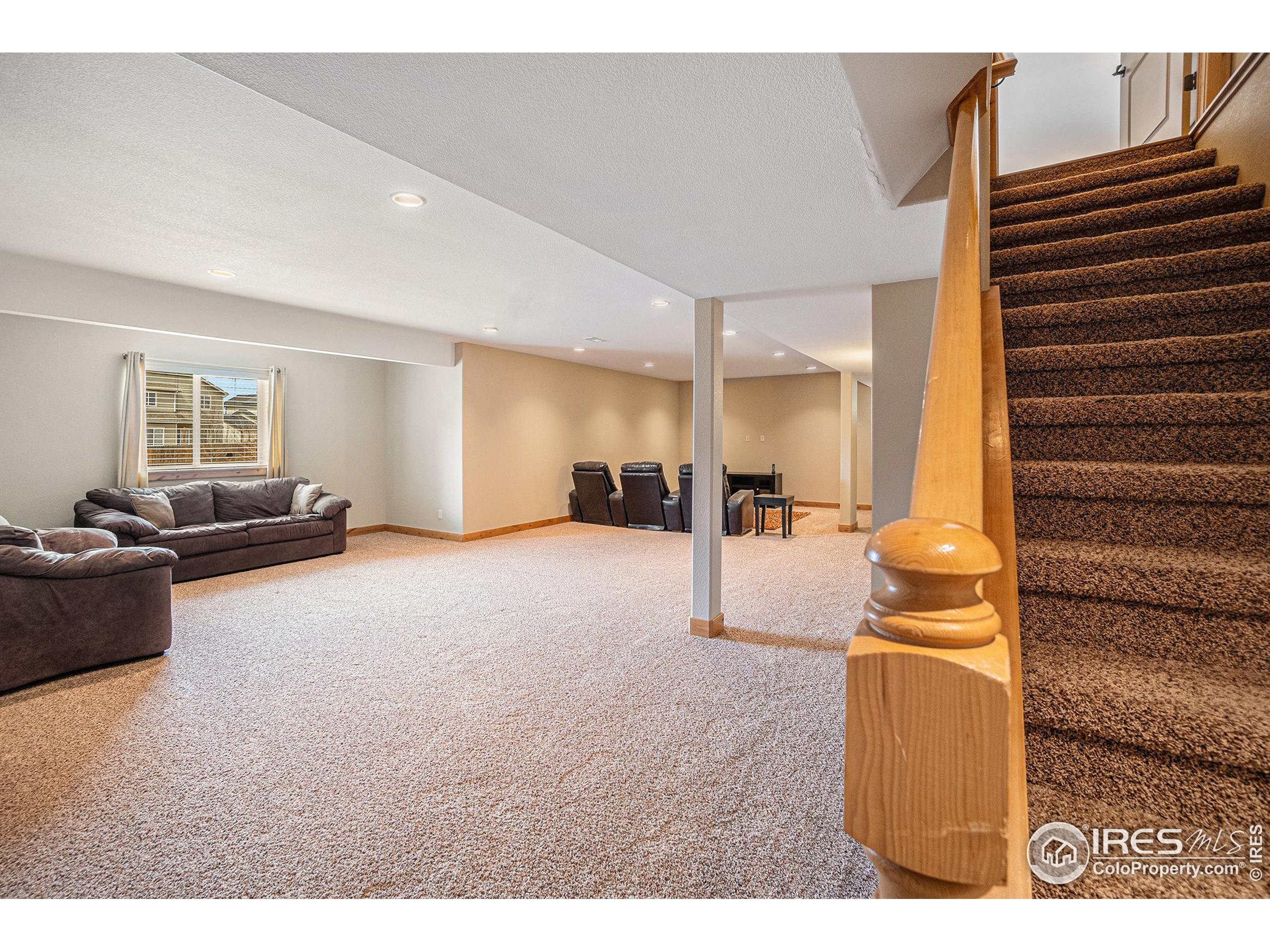 3251 Ballentine Blvd