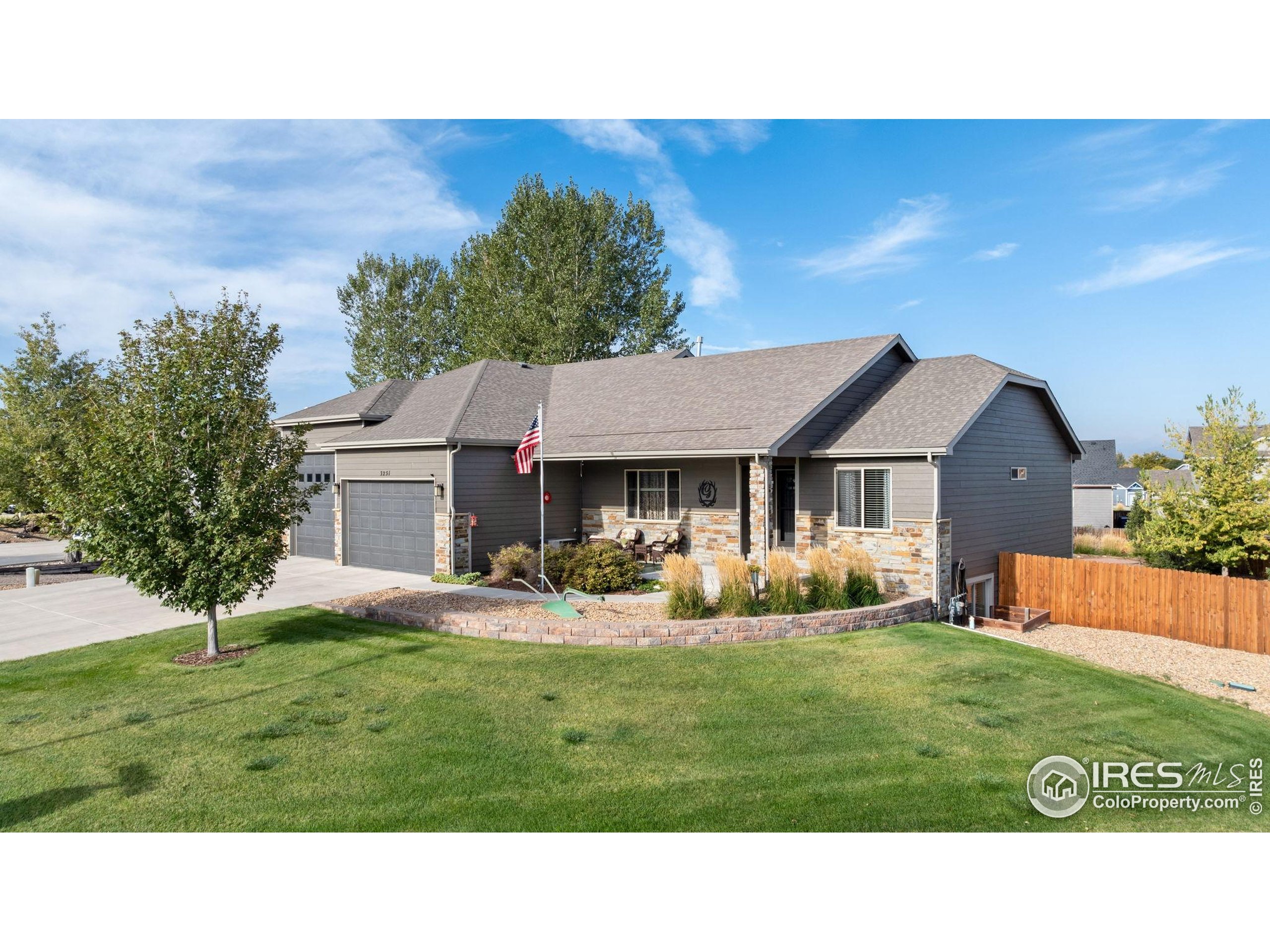 3251 Ballentine Blvd