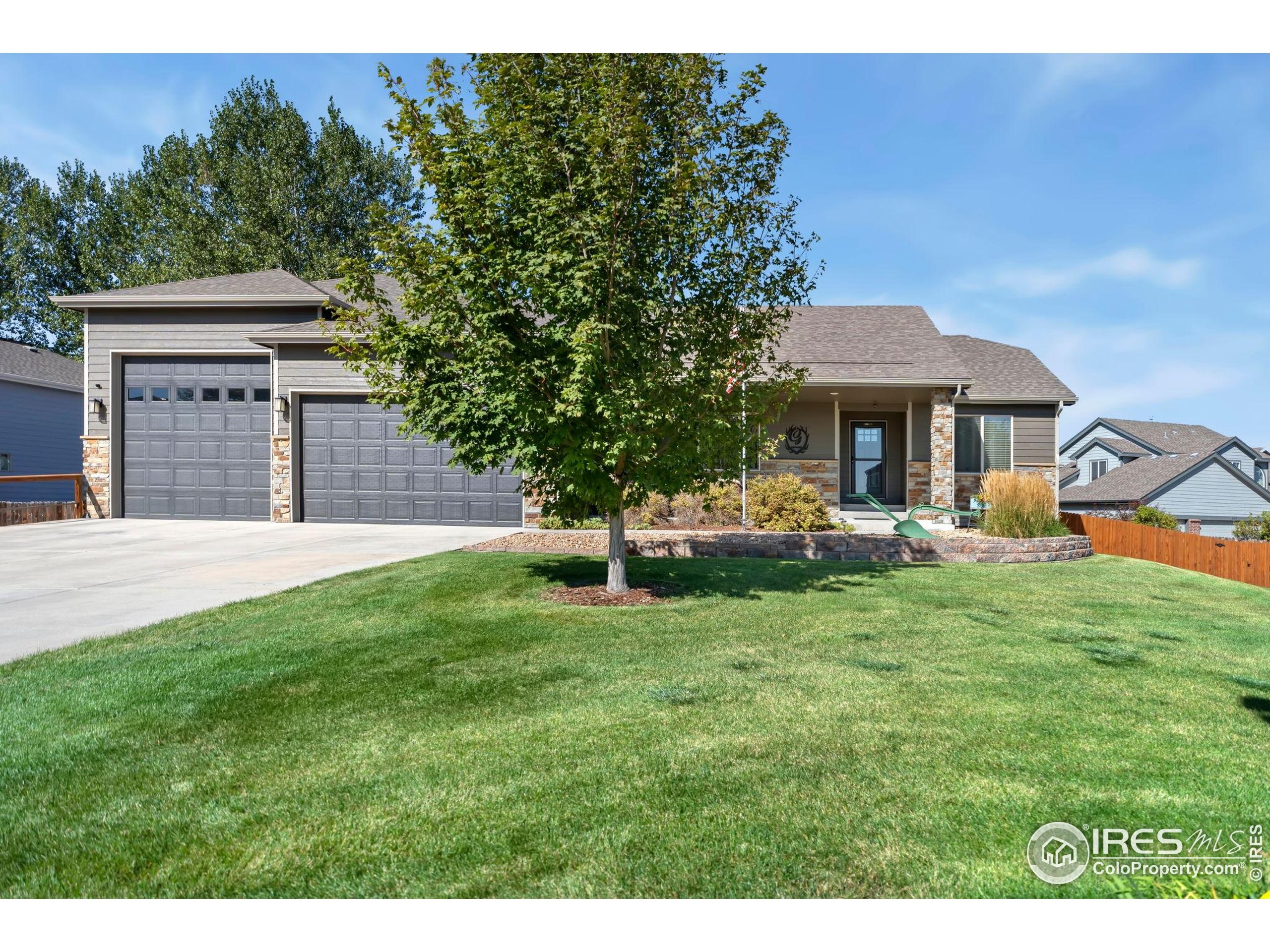 3251 Ballentine Blvd