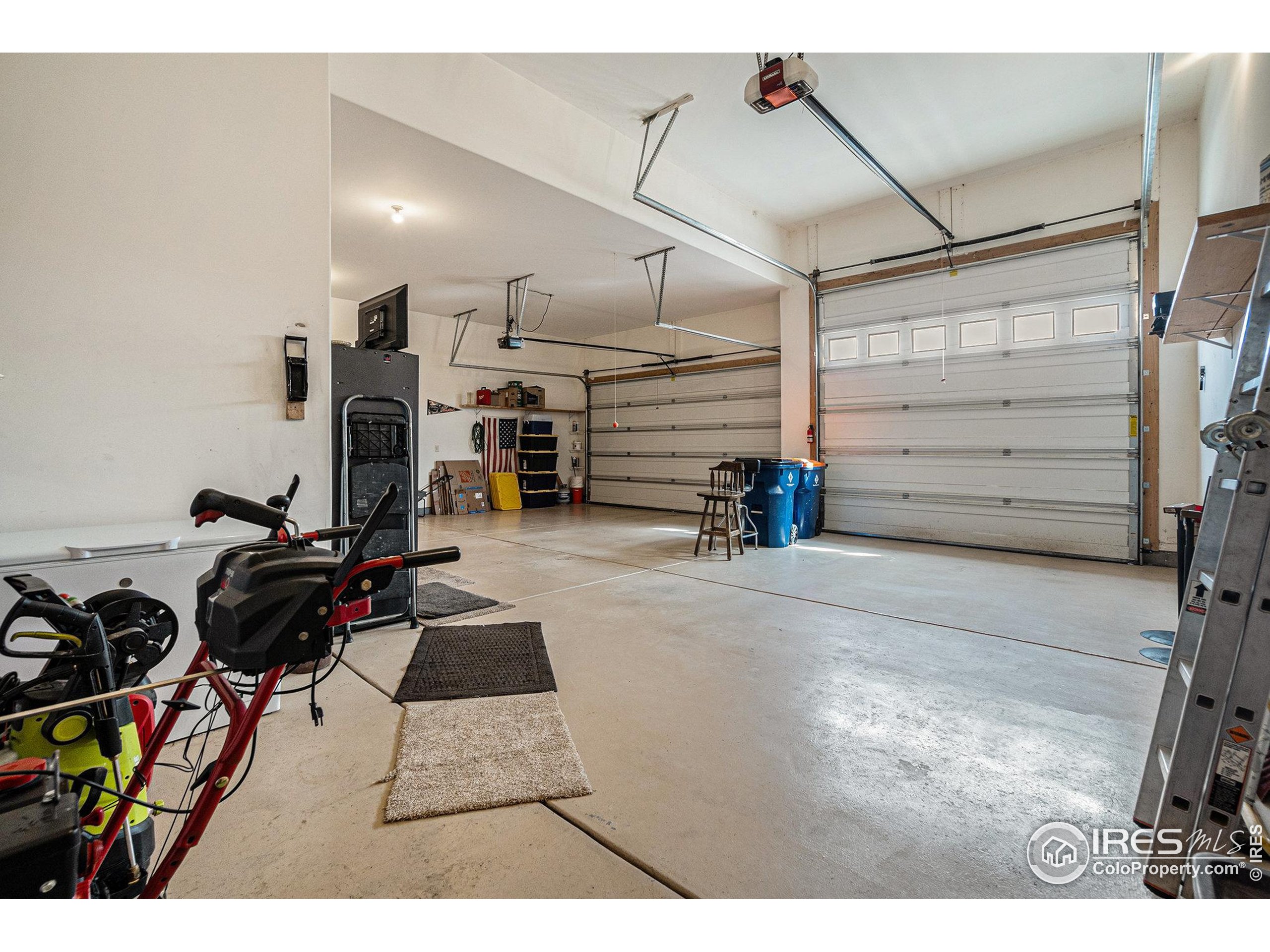 3251 Ballentine Blvd