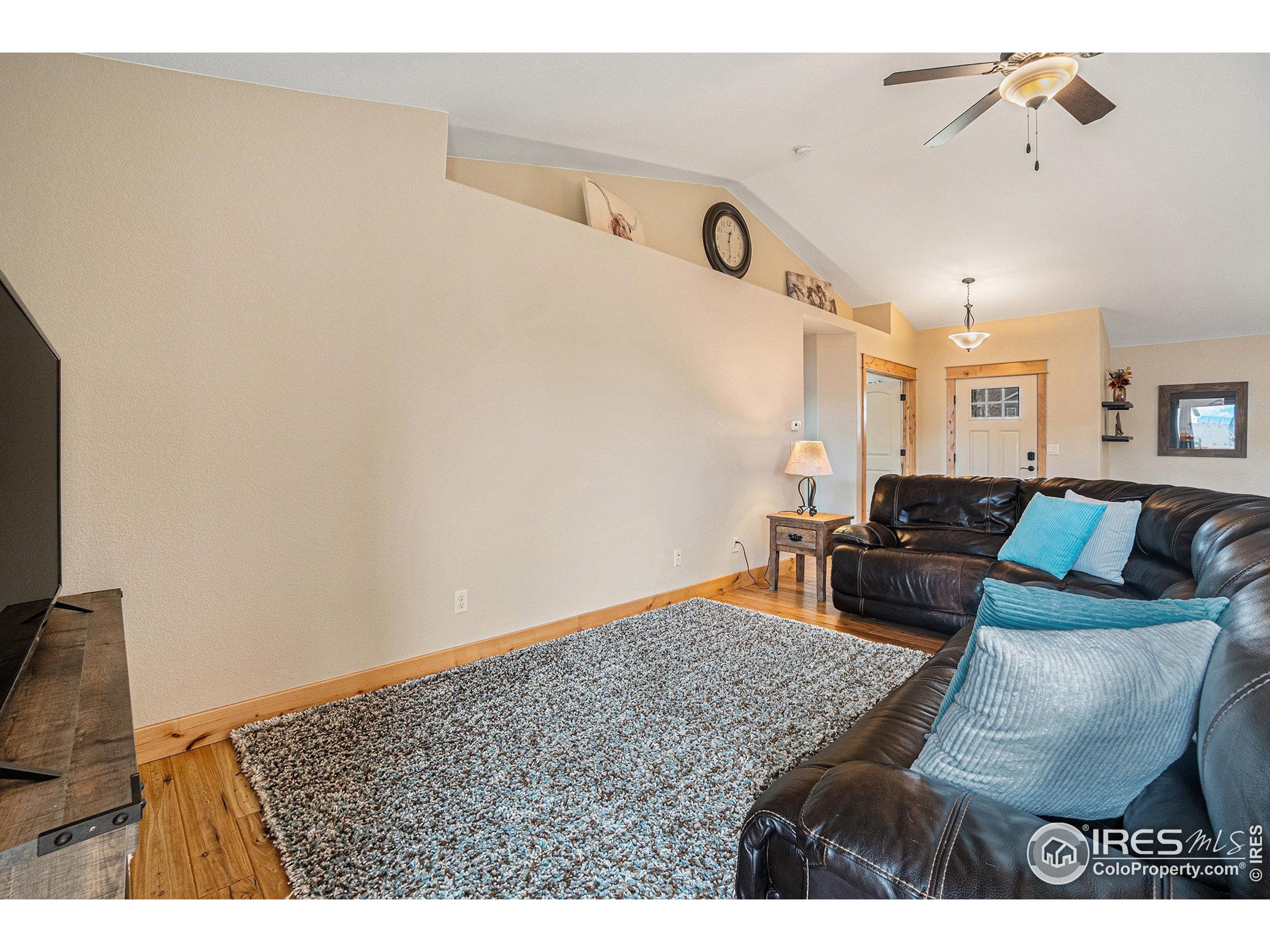 3251 Ballentine Blvd