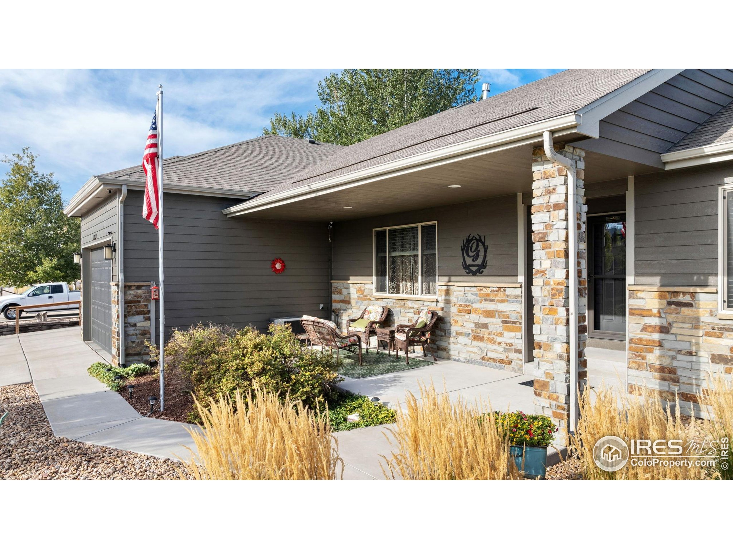 3251 Ballentine Blvd