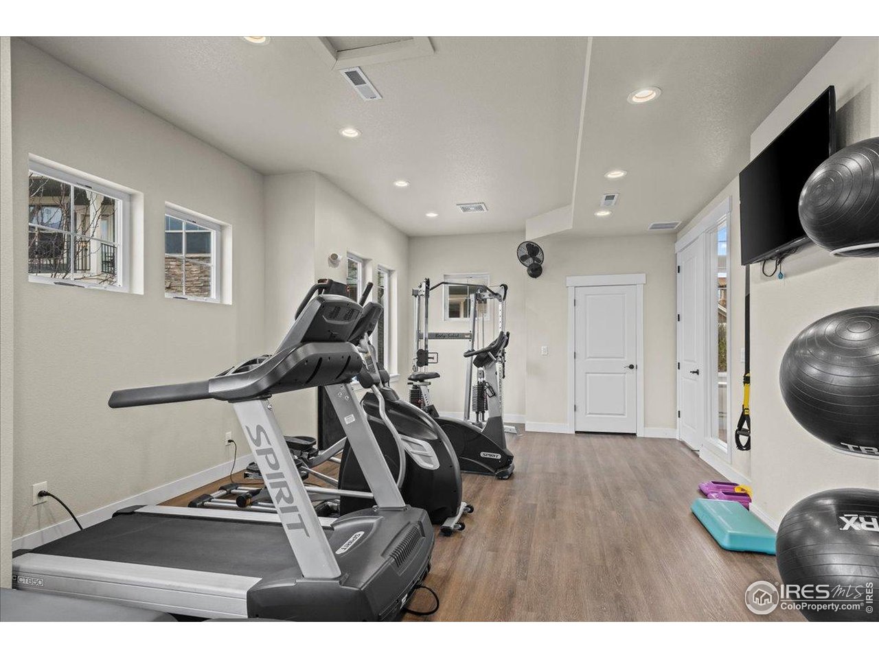 4622 Hahns Peak Dr 13-101