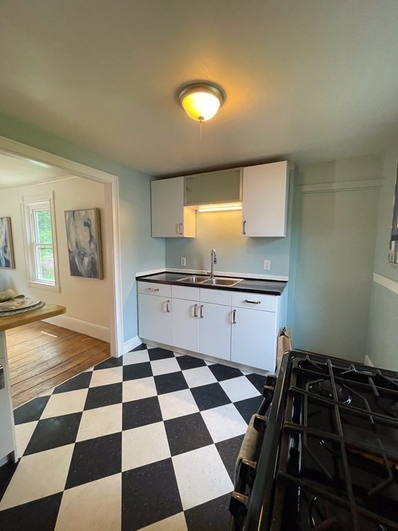 13 Maylfower St # 1