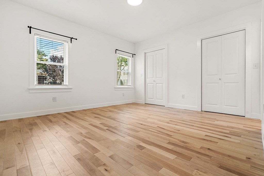 6 Dearborn St # 1