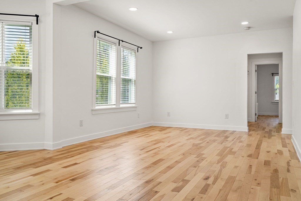 6 Dearborn St # 1