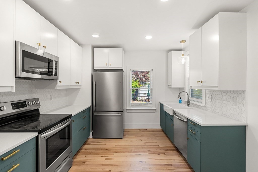 6 Dearborn St # 1
