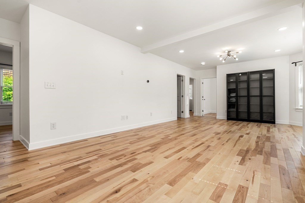 6 Dearborn St # 1