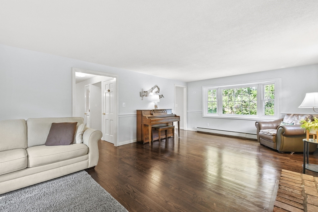 41 Kings Pond Plain Road