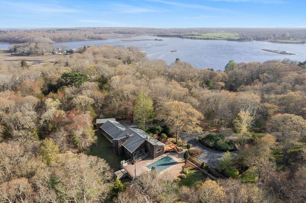 16 Wadsworth Ln