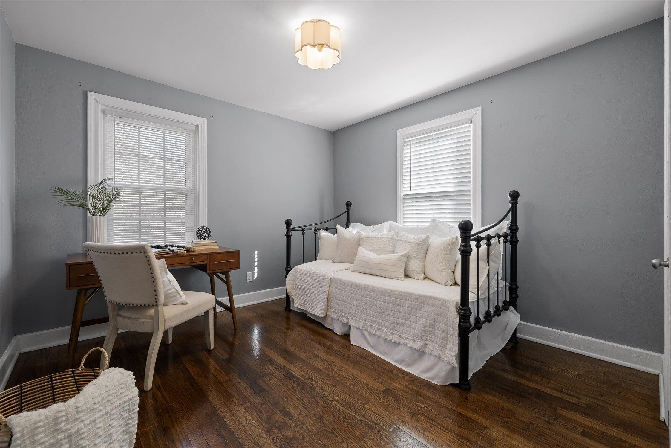 3447 Van Buren Street