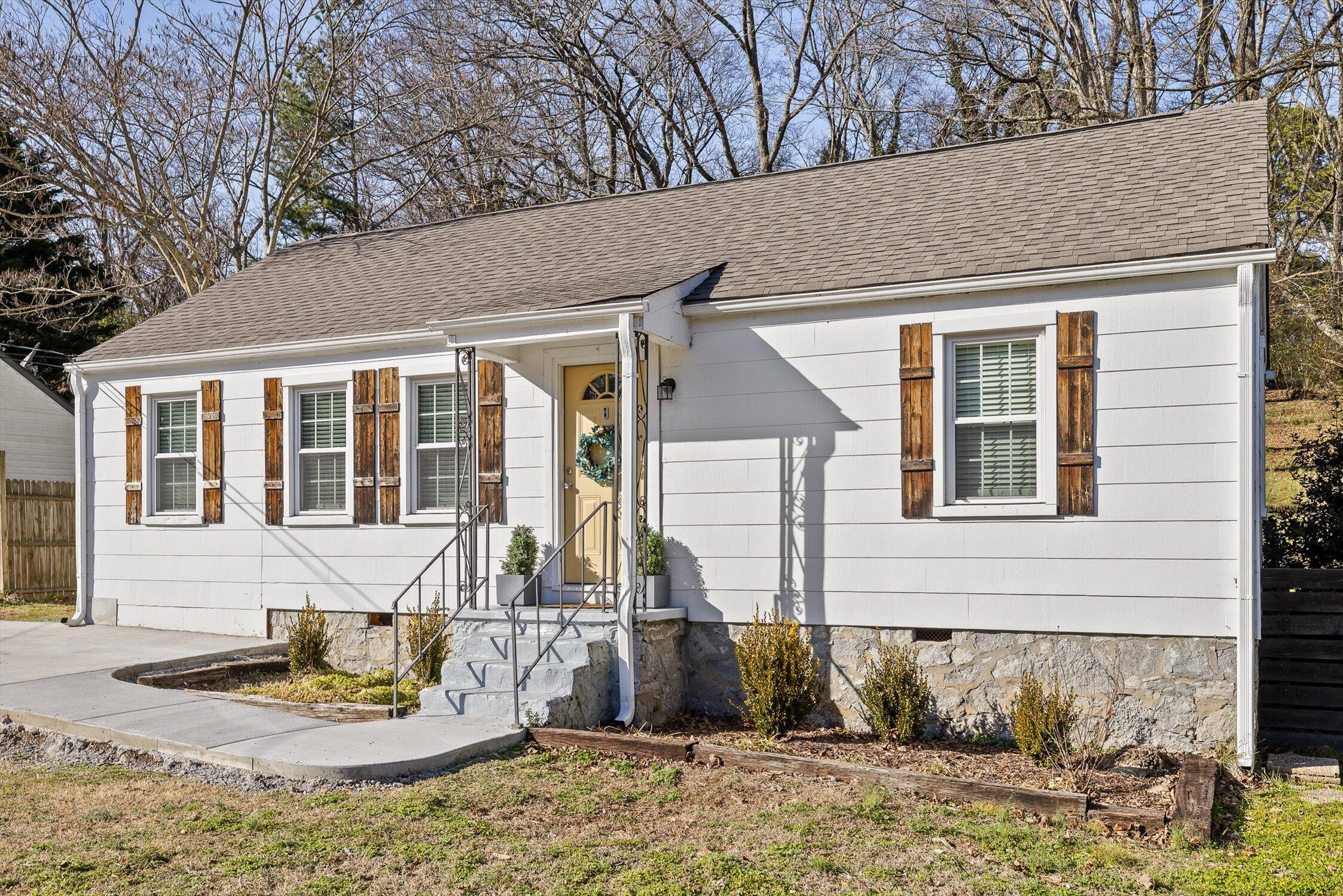 3447 Van Buren Street