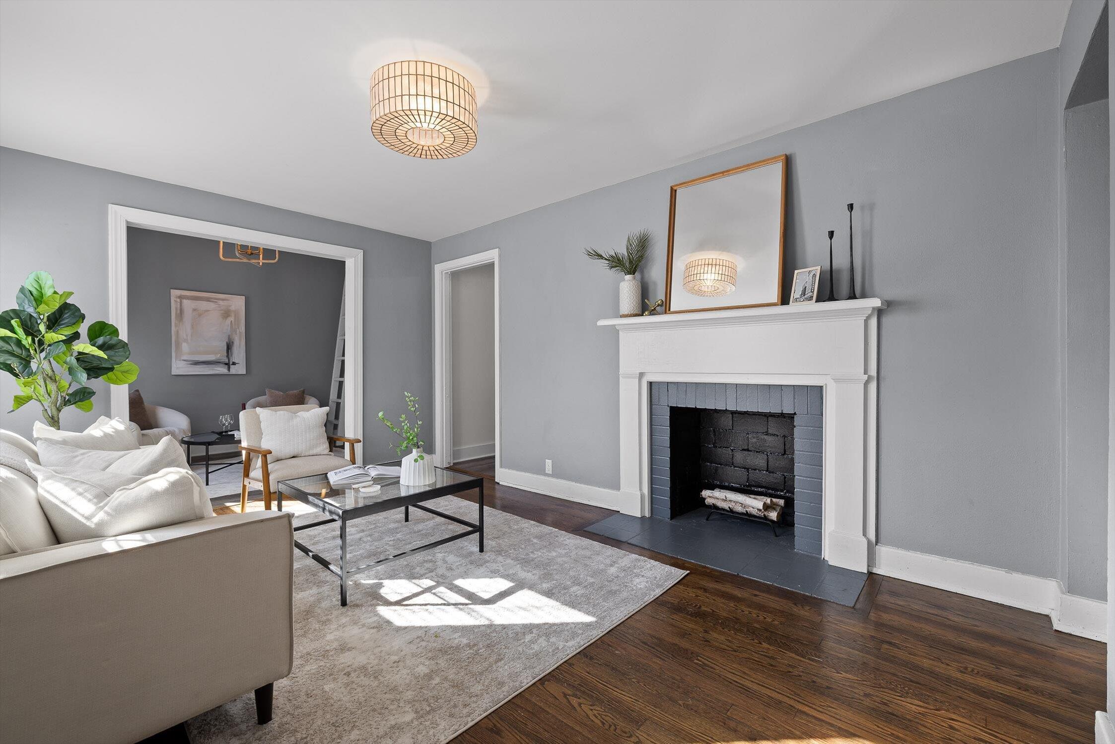 3447 Van Buren Street