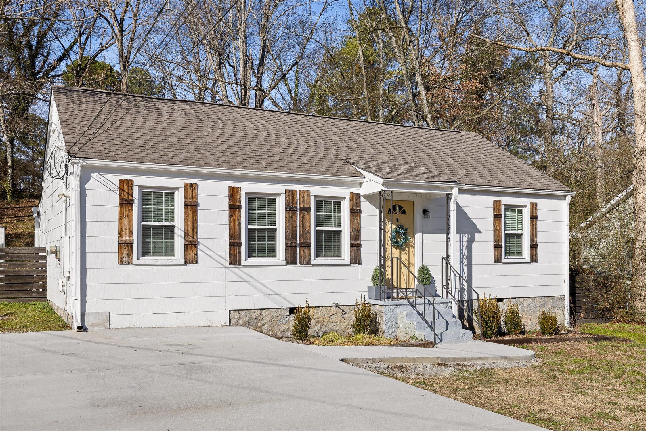 3447 Van Buren Street