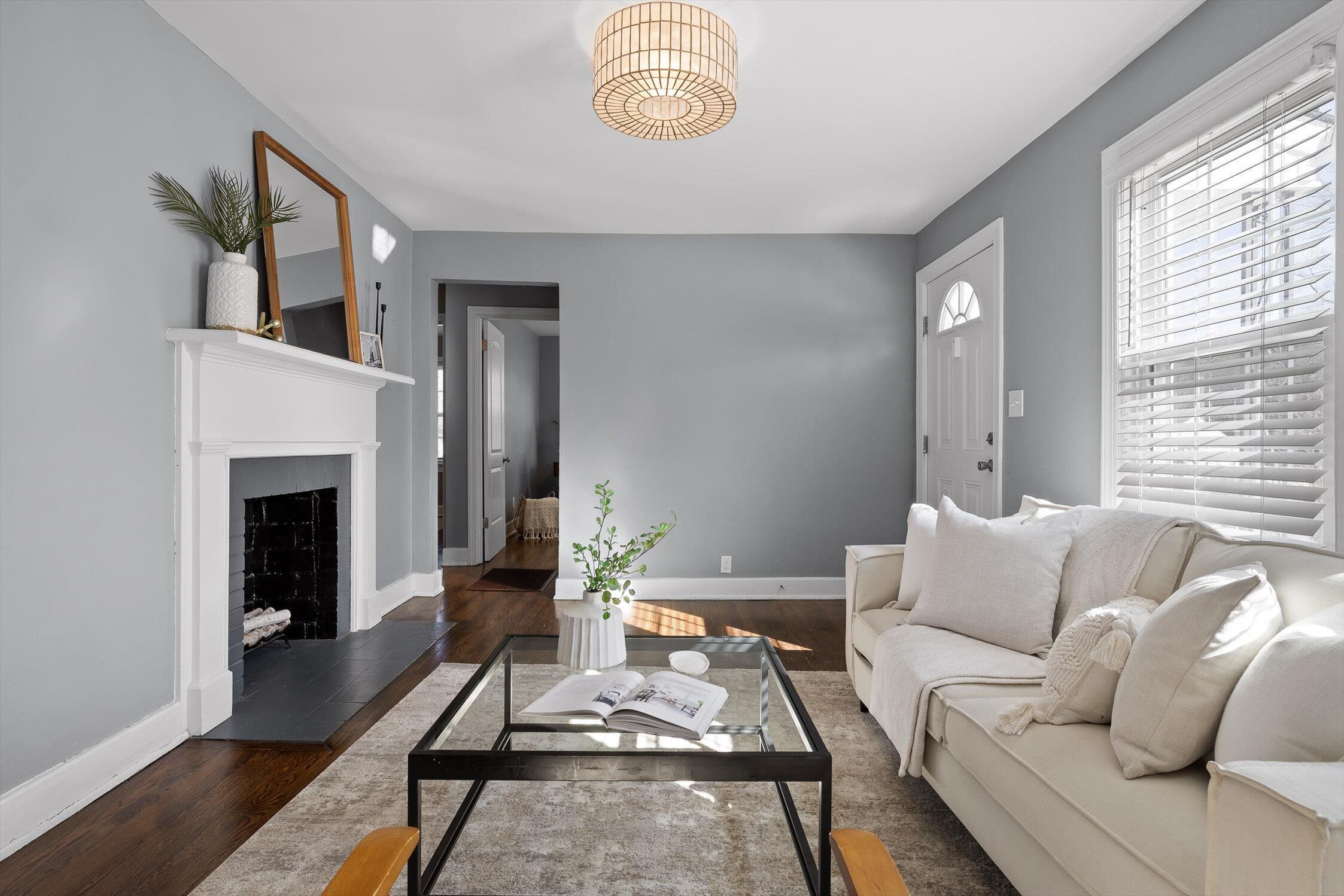 3447 Van Buren Street