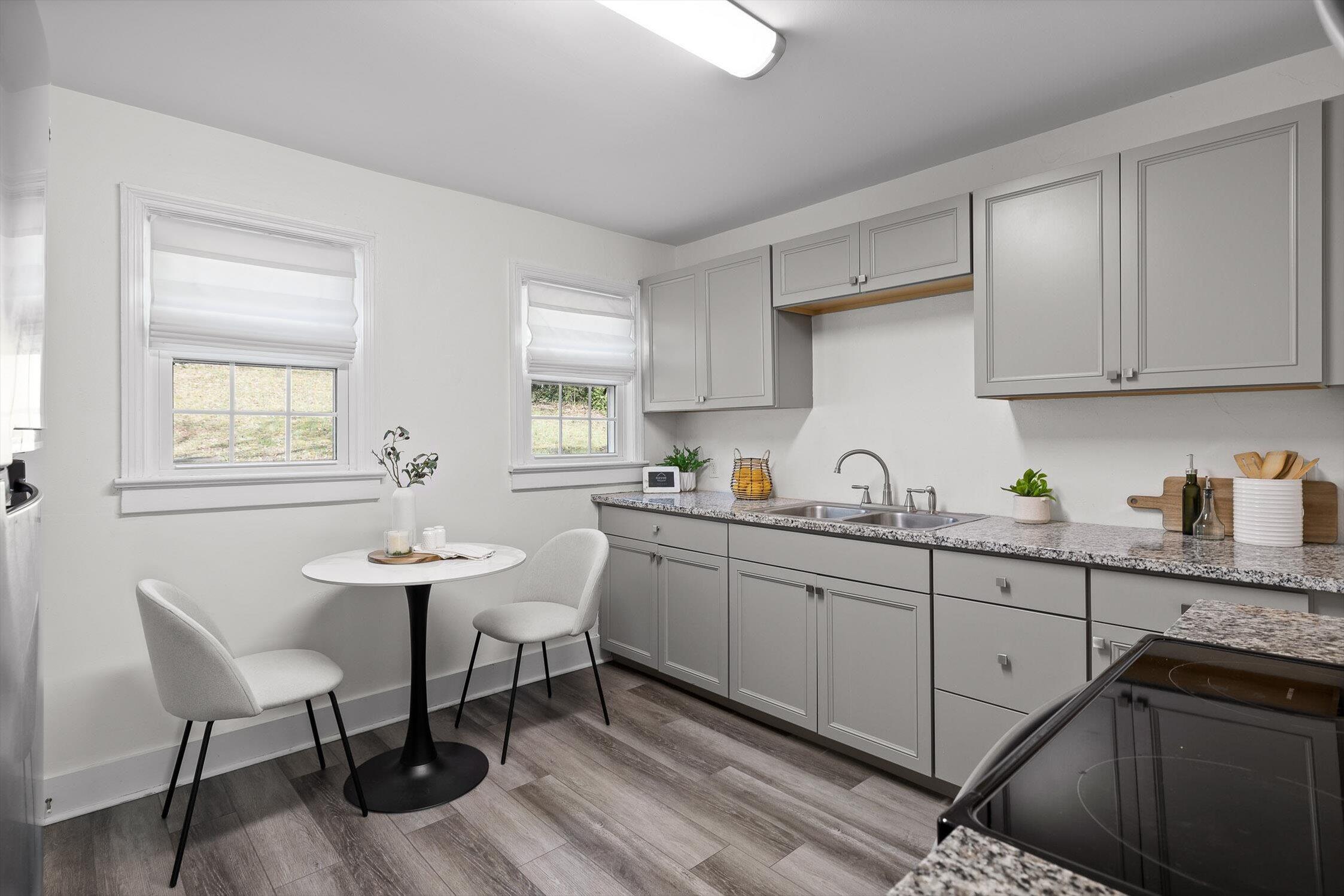 3447 Van Buren Street