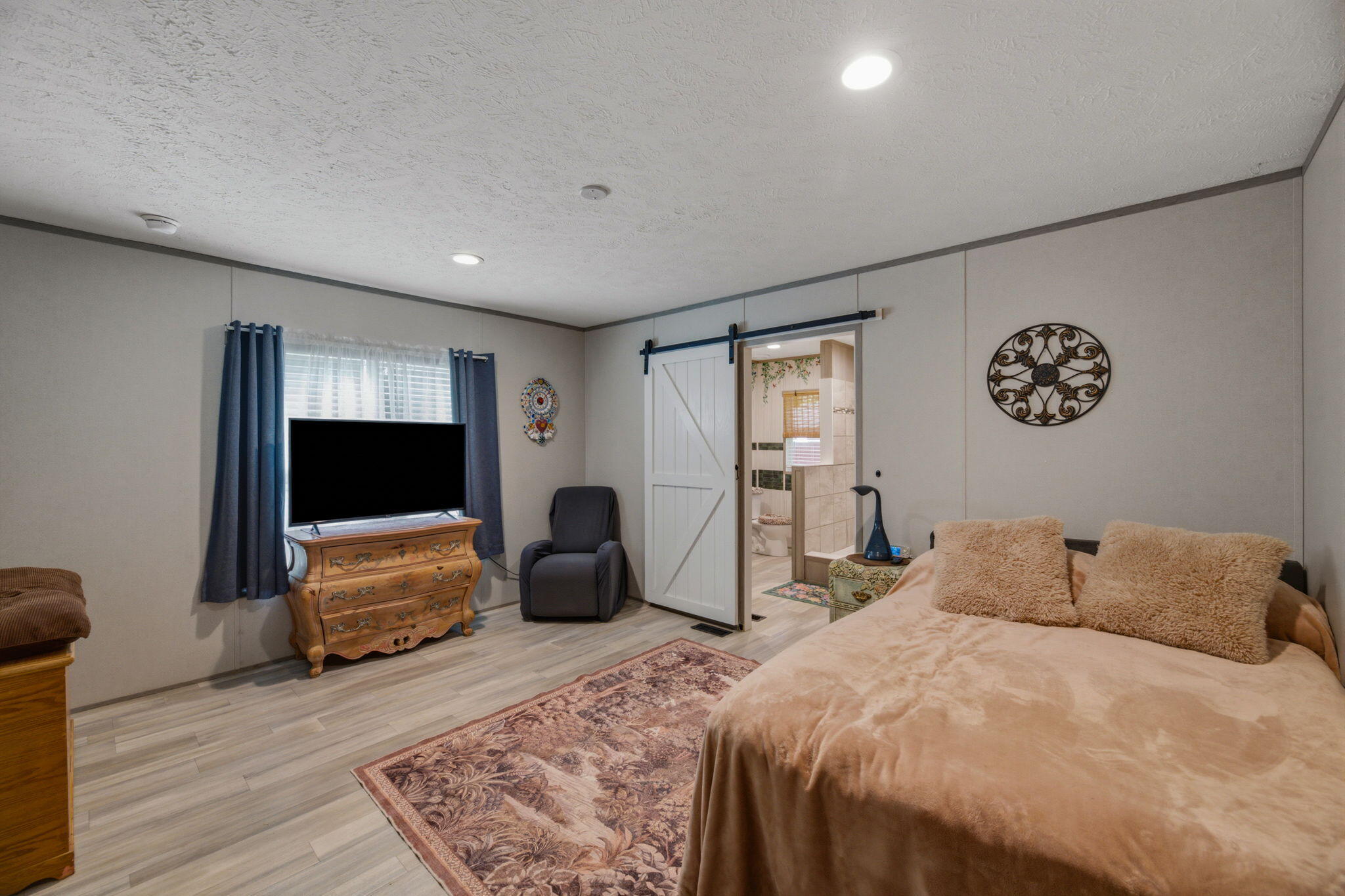 298 Agency Creek Lane