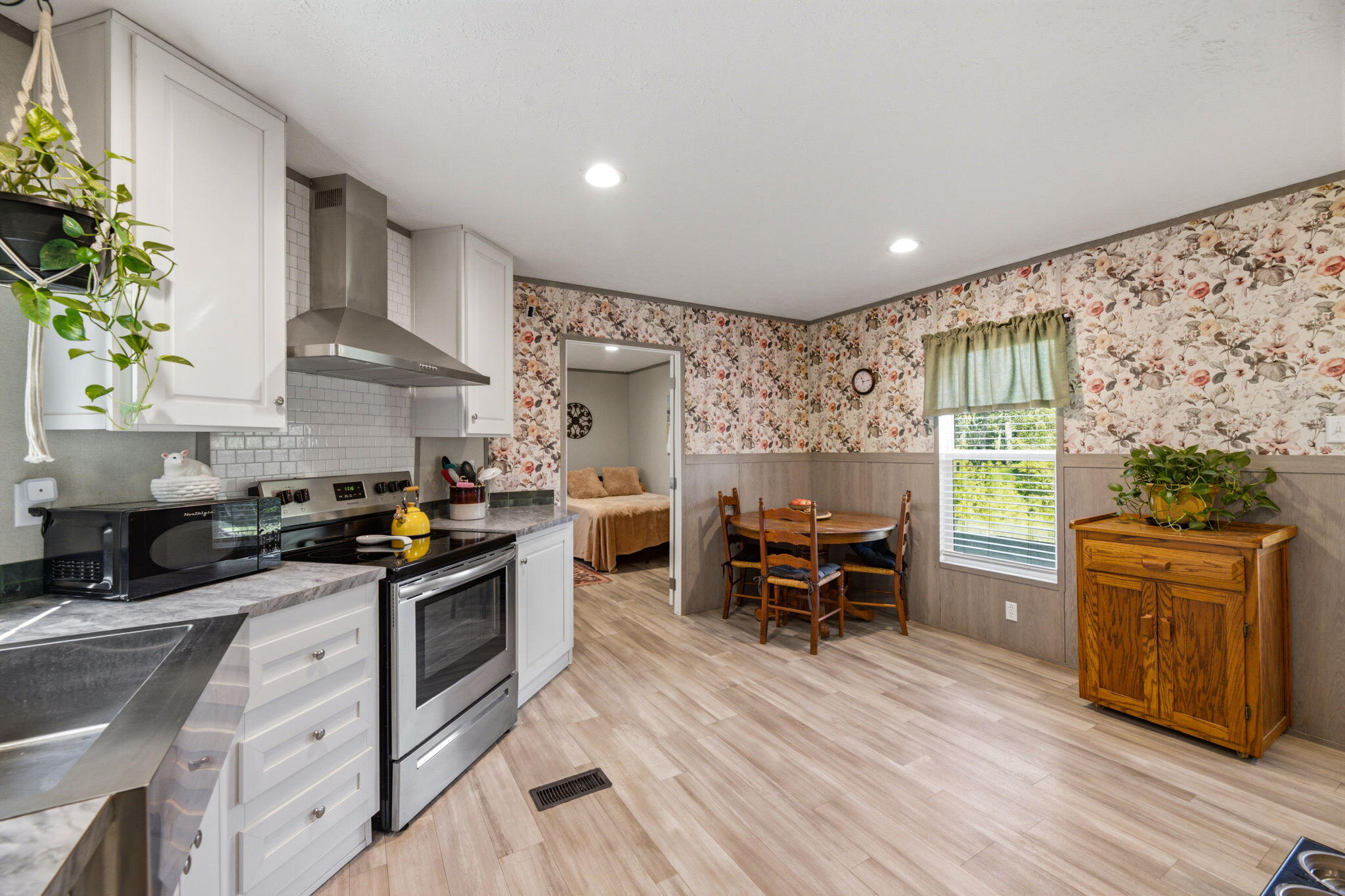 298 Agency Creek Lane