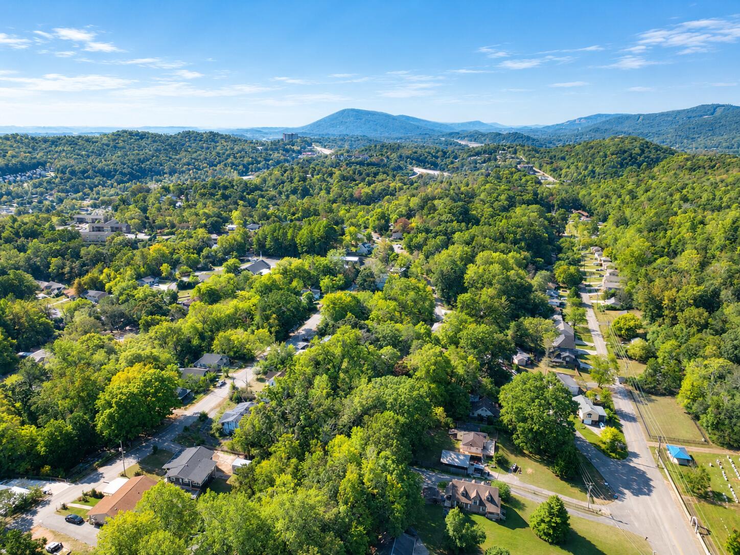 525 Hedgewood Drive