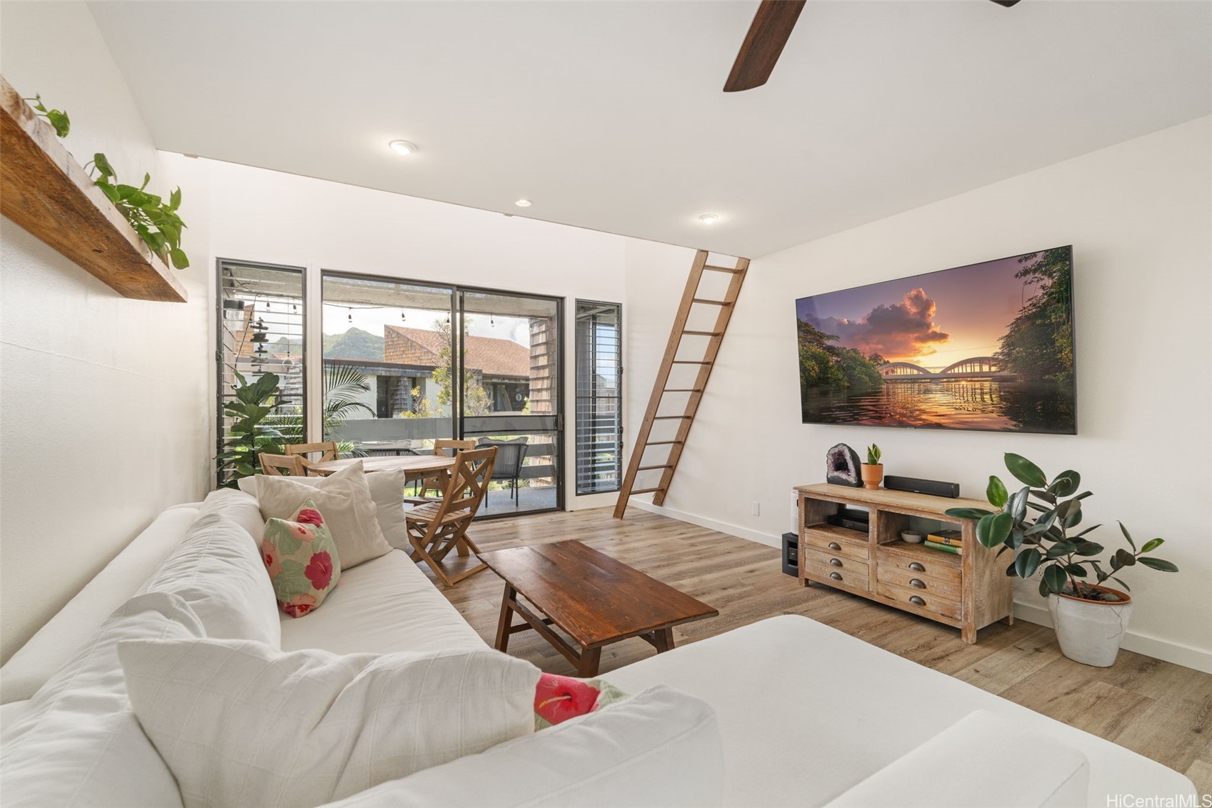 333 Aoloa Street 412