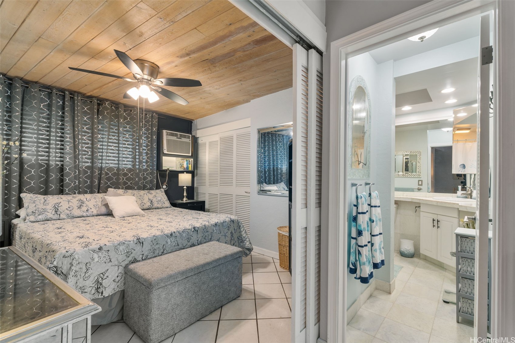 87-561 Farrington Highway 318