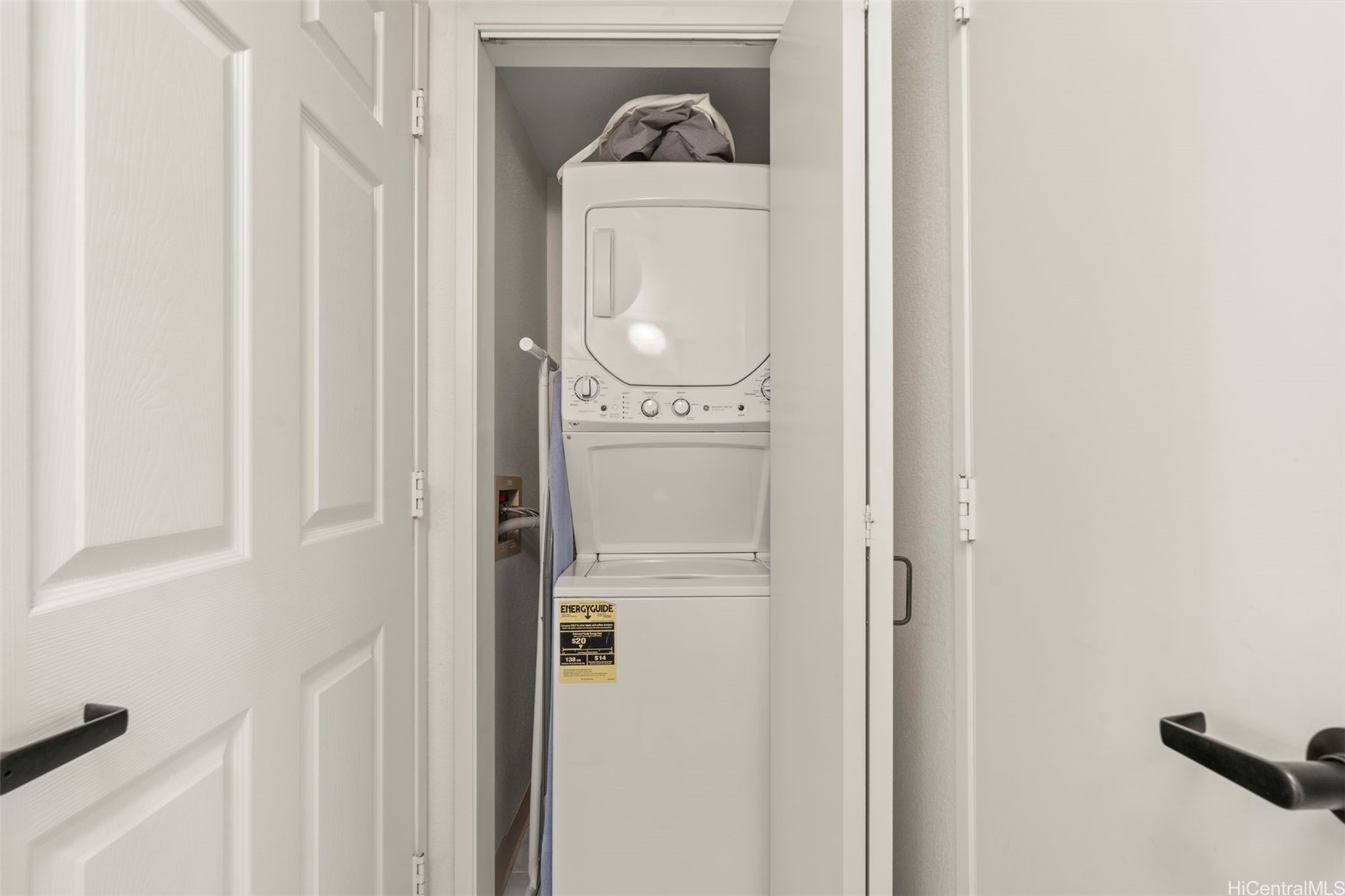 3075 Ala Poha Place 2010