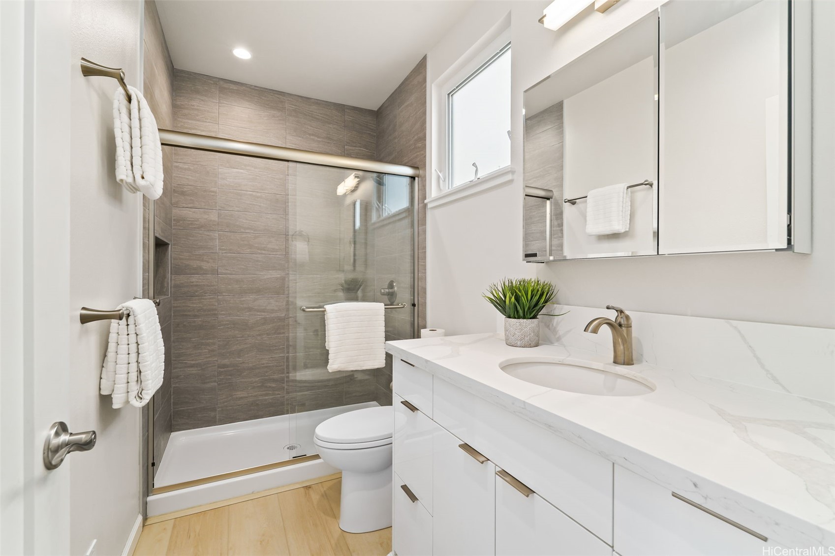 1729 Keeaumoku Street B