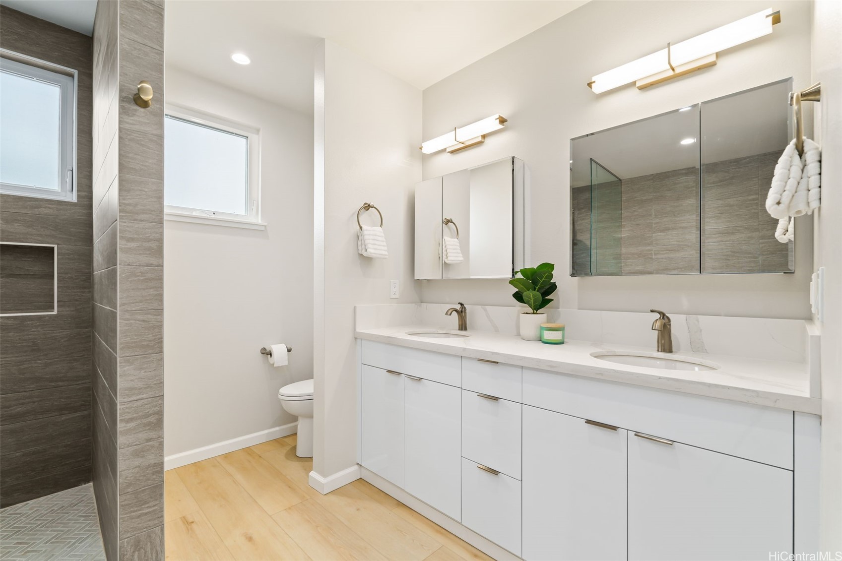 1729 Keeaumoku Street B