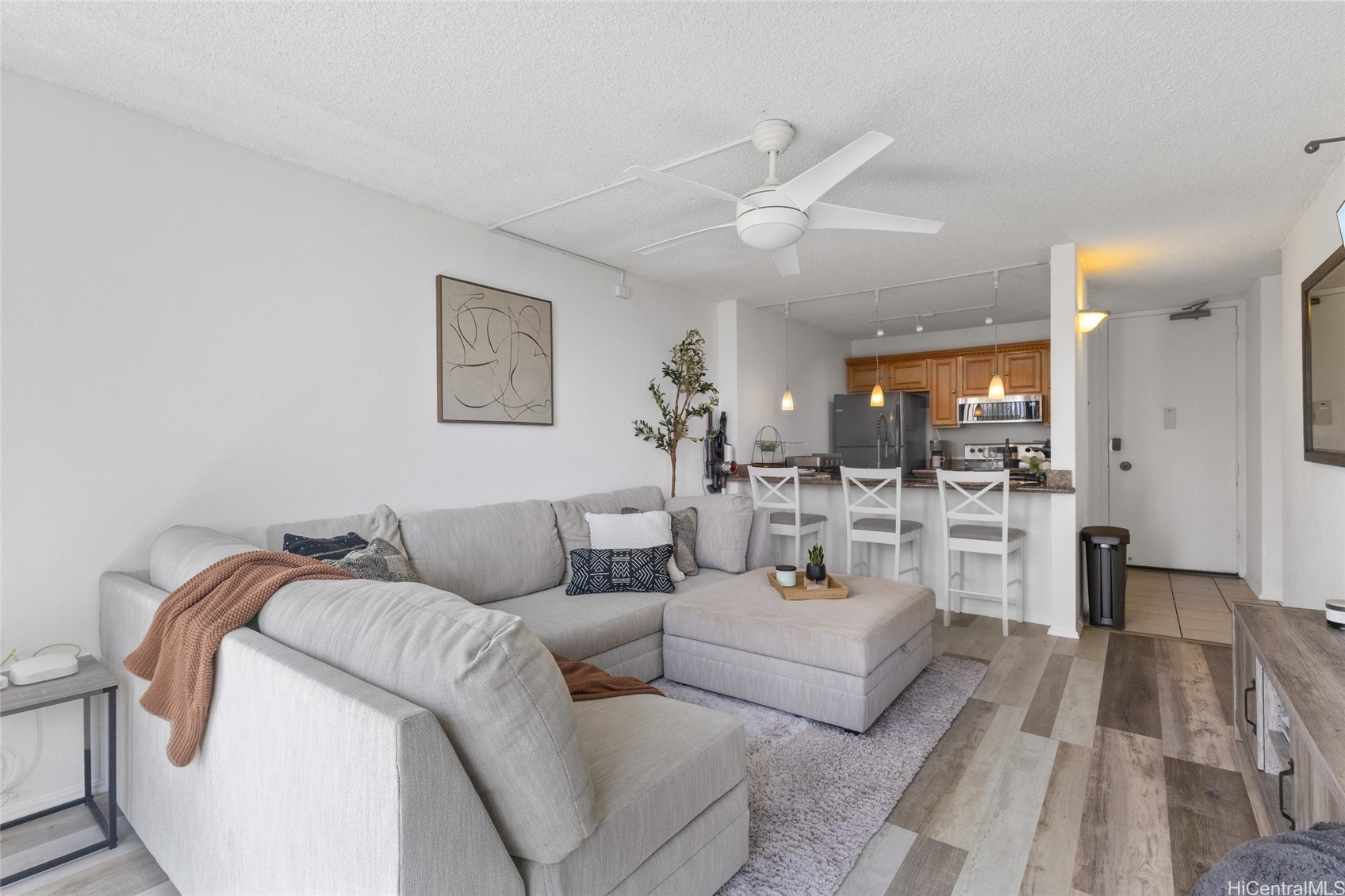 98-500 Koauka Loop 8N