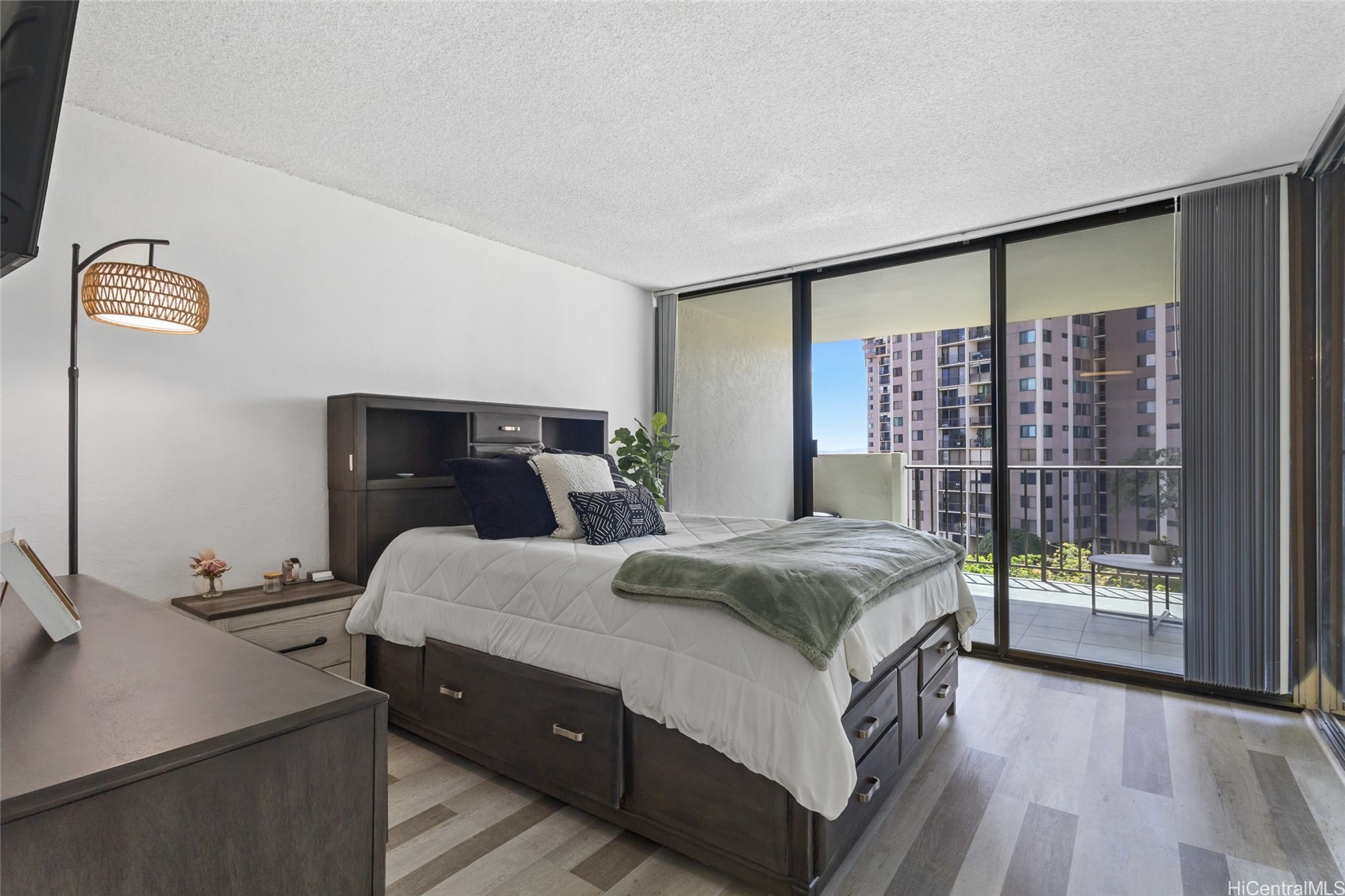 98-500 Koauka Loop 8N