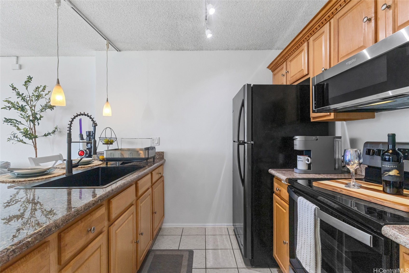 98-500 Koauka Loop 8N