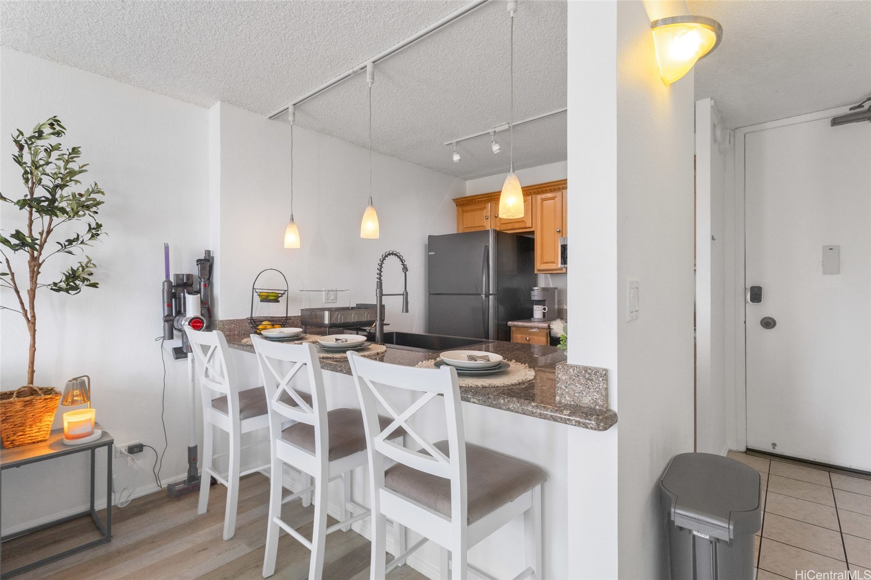 98-500 Koauka Loop 8N