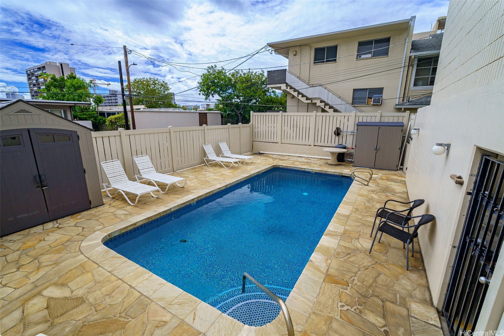 1440 Ward Avenue 505