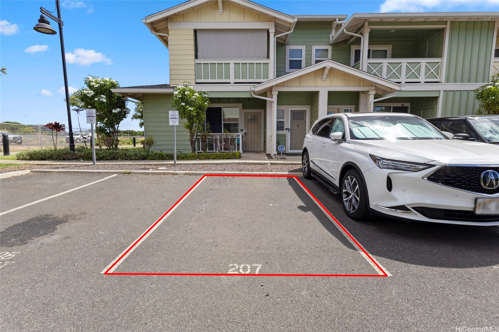 642 Kakala Street 1301