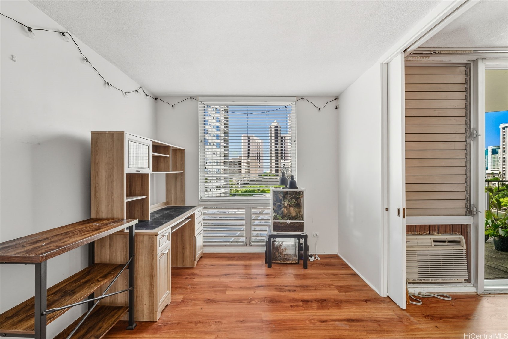 1717 Ala Wai Boulevard 1109