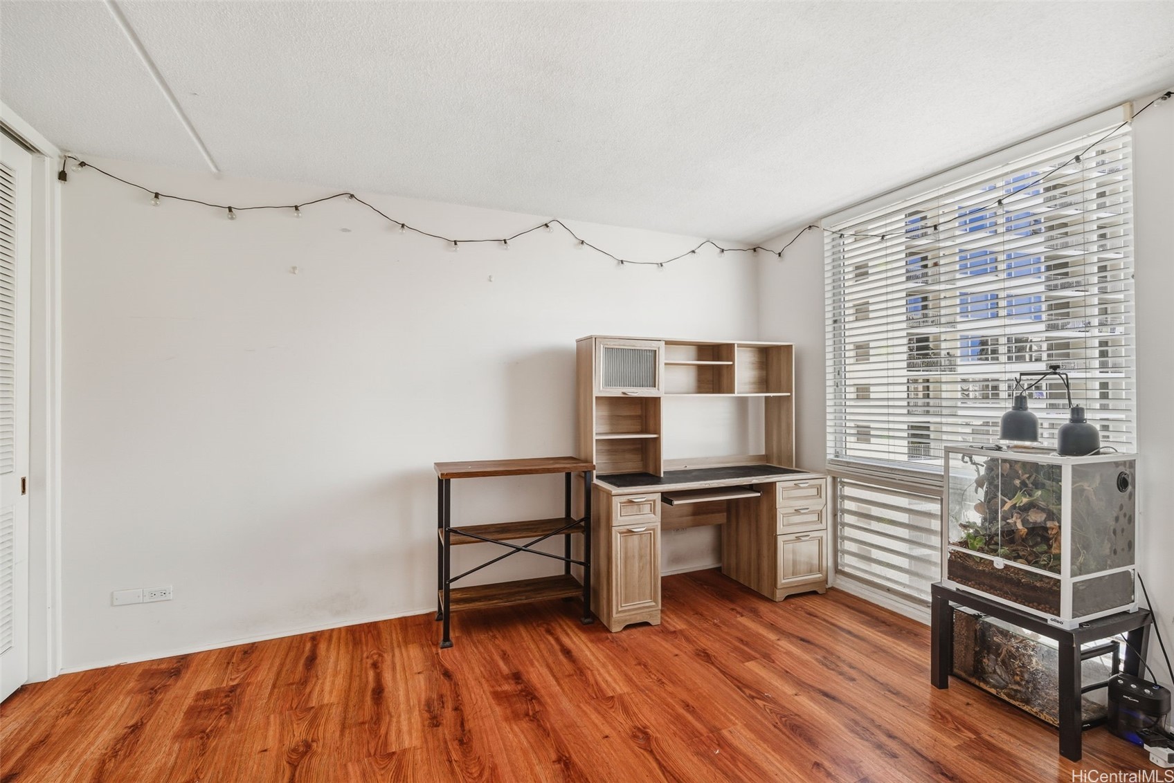 1717 Ala Wai Boulevard 1109