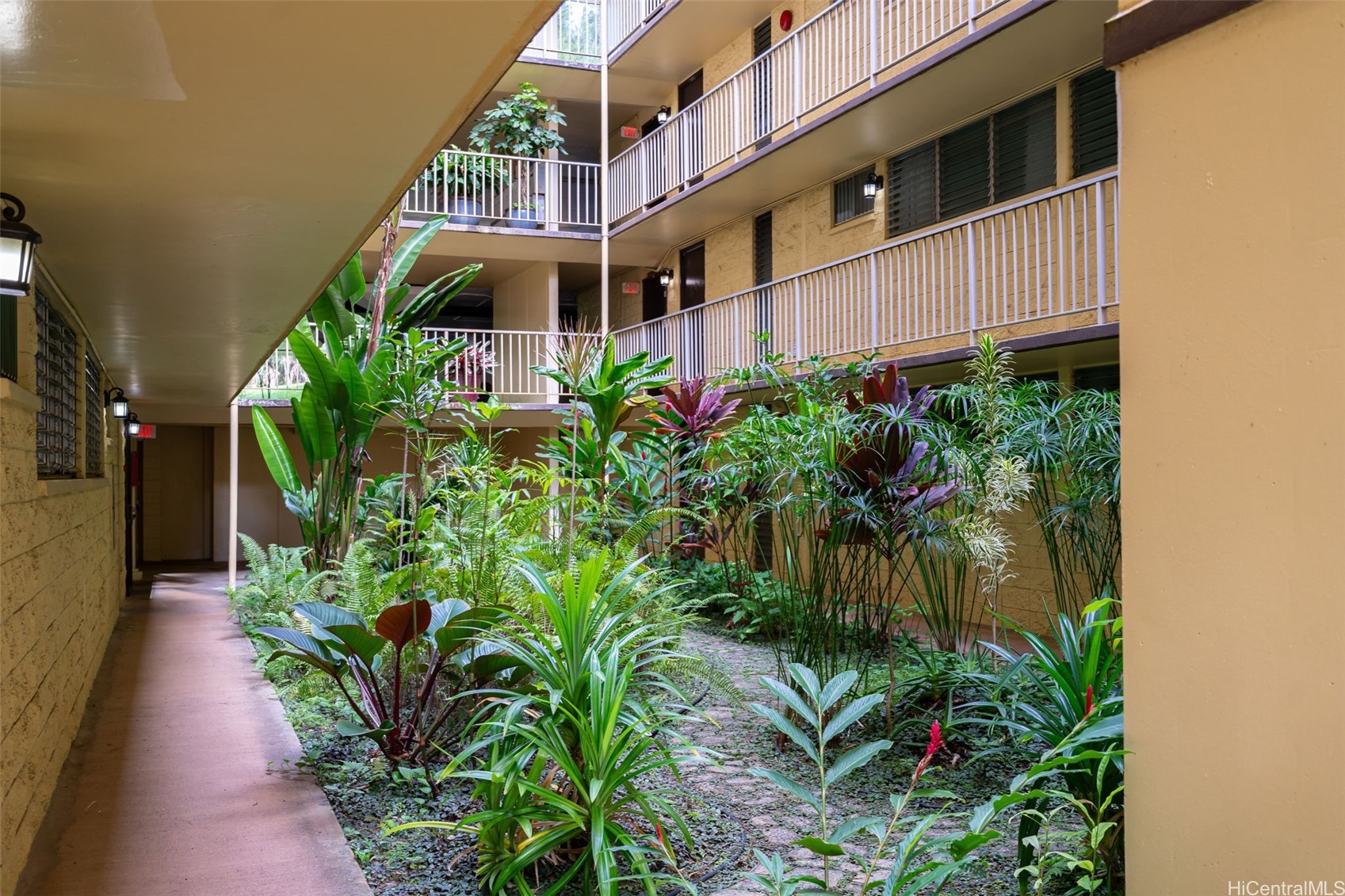 95-2048 Waikalani Place D105