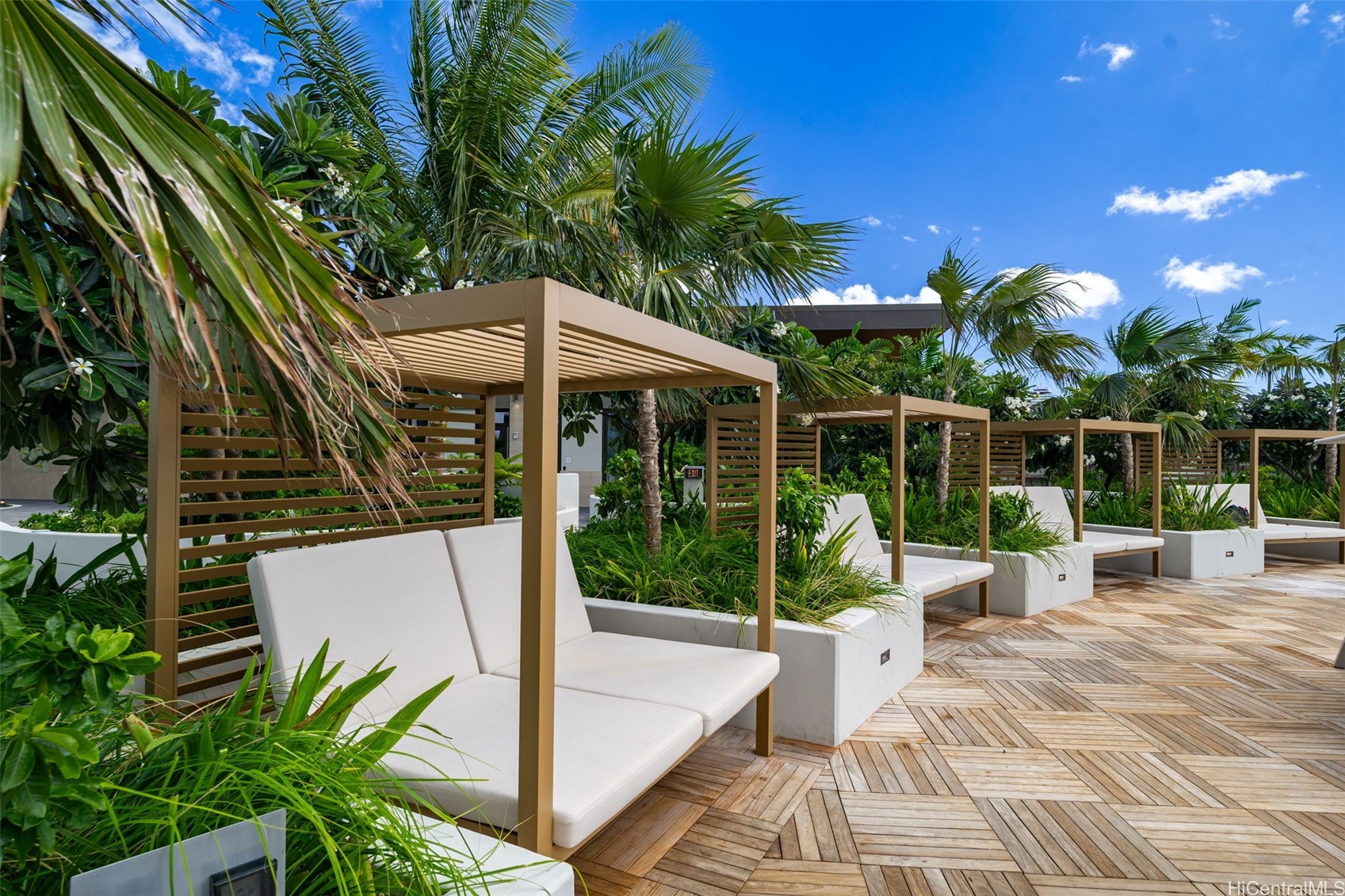 1500 Rycroft Street 4307R